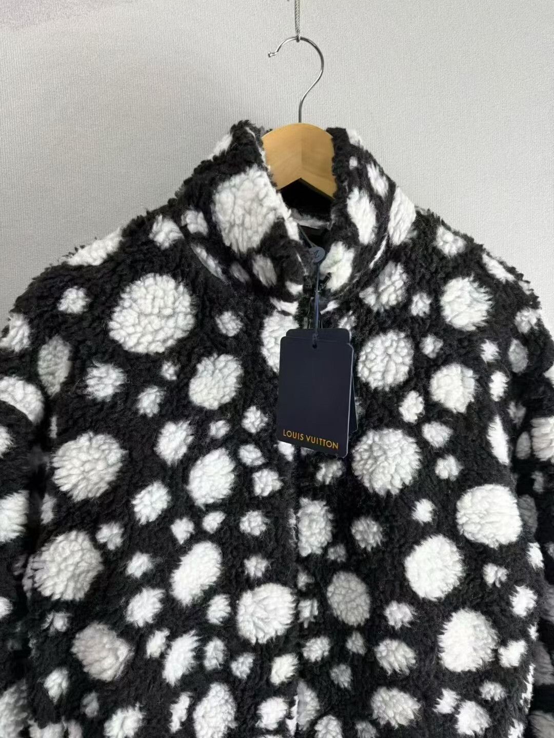 Louis Vuitton louis vuitton polka dot teddy jacket Size XS / US 0-2 / IT 36-38 - 3 Thumbnail