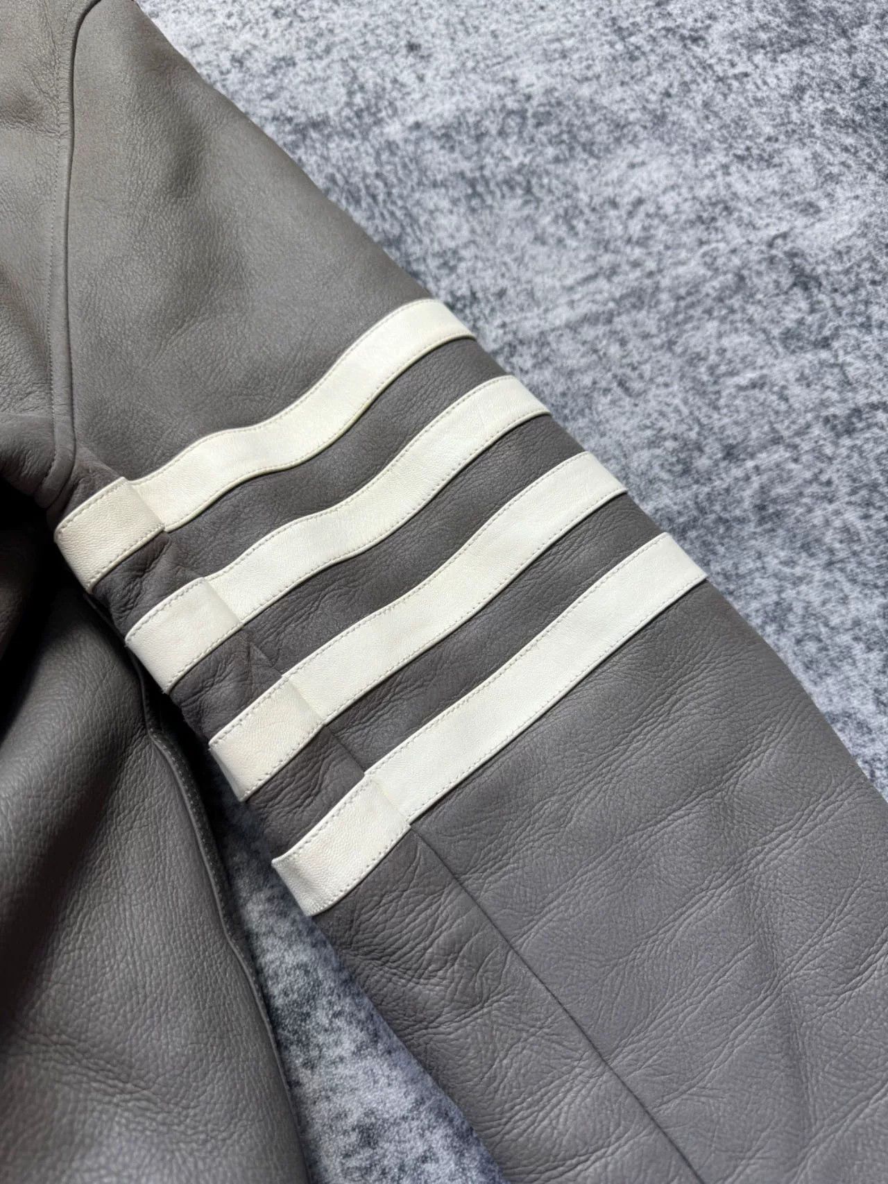 Thom Browne thom browne gray hooded zip jacket Size US XL / EU 56 / 4 - 3 Thumbnail