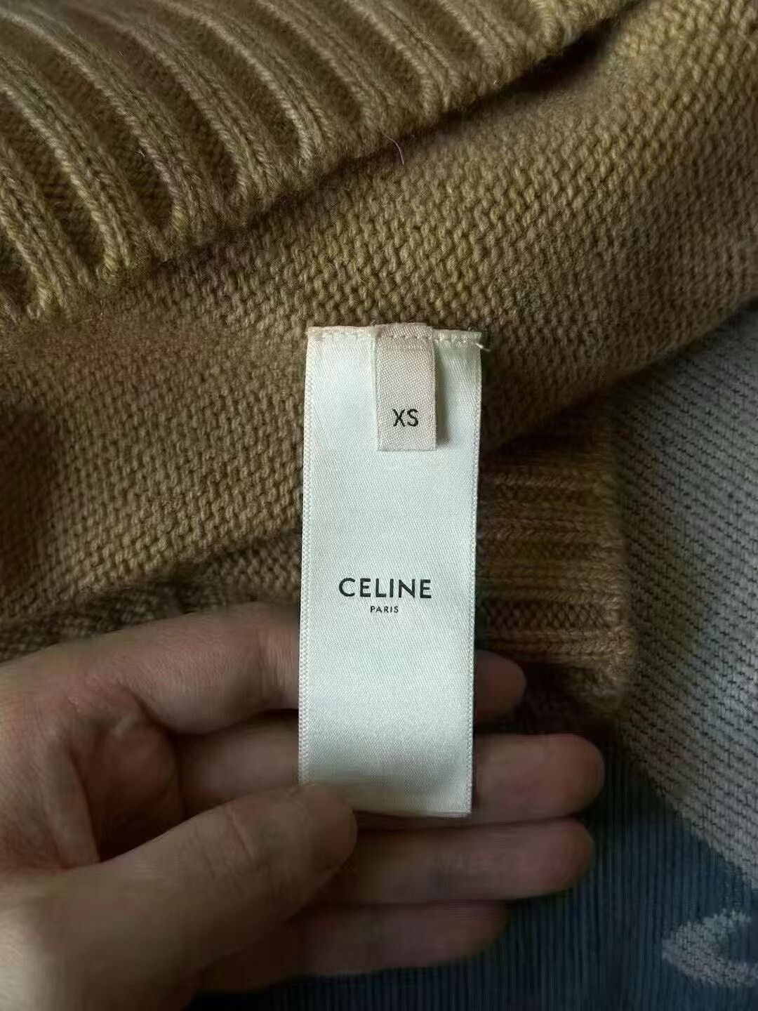 Celine celine beige cashmere sweater with horsebit detail Size XS / US 0-2 / IT 36-38 - 4 Thumbnail