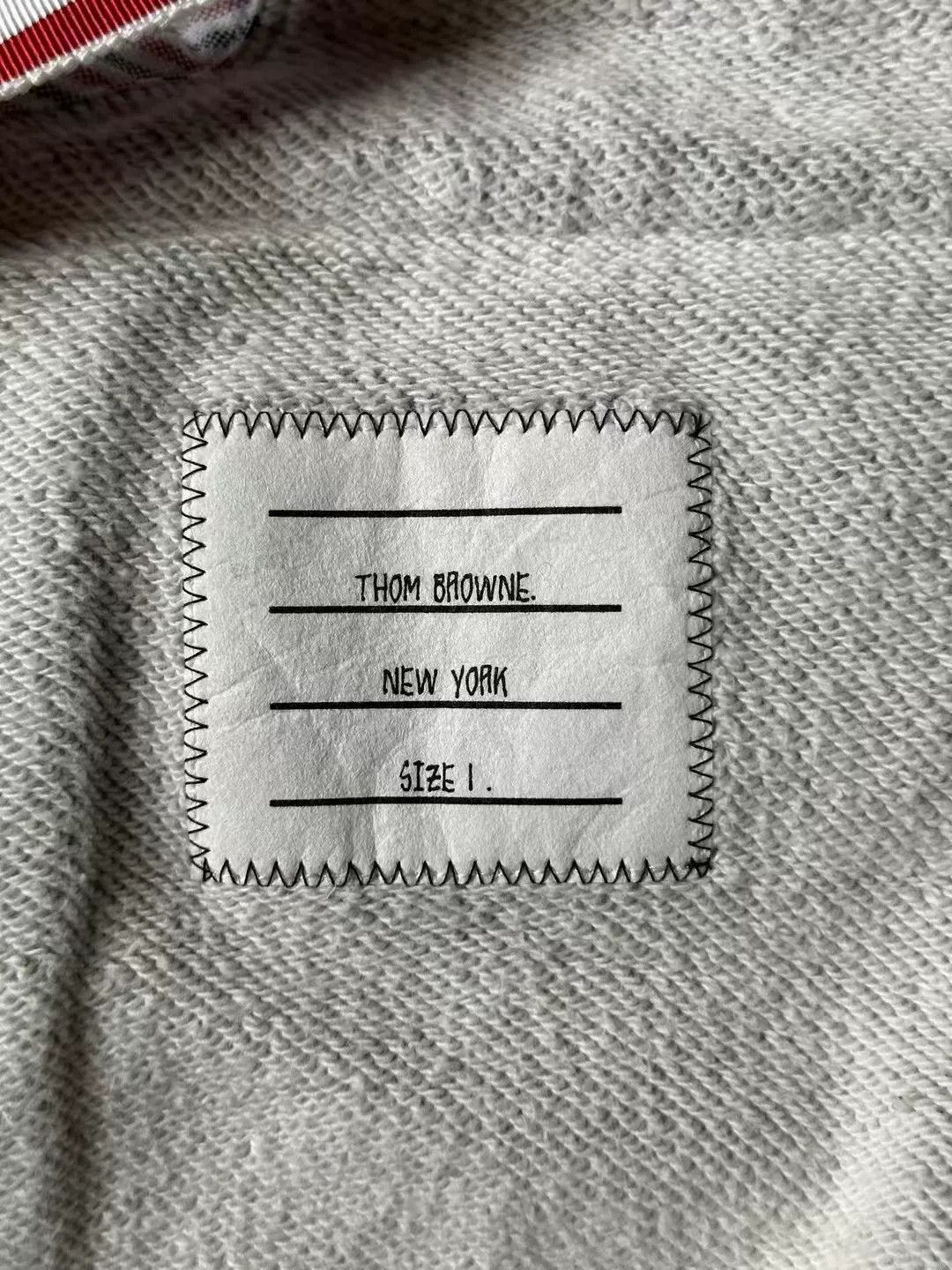 Thom Browne thom browne gray emblem suit jacket Size US S / EU 44-46 / 1 - 3 Thumbnail