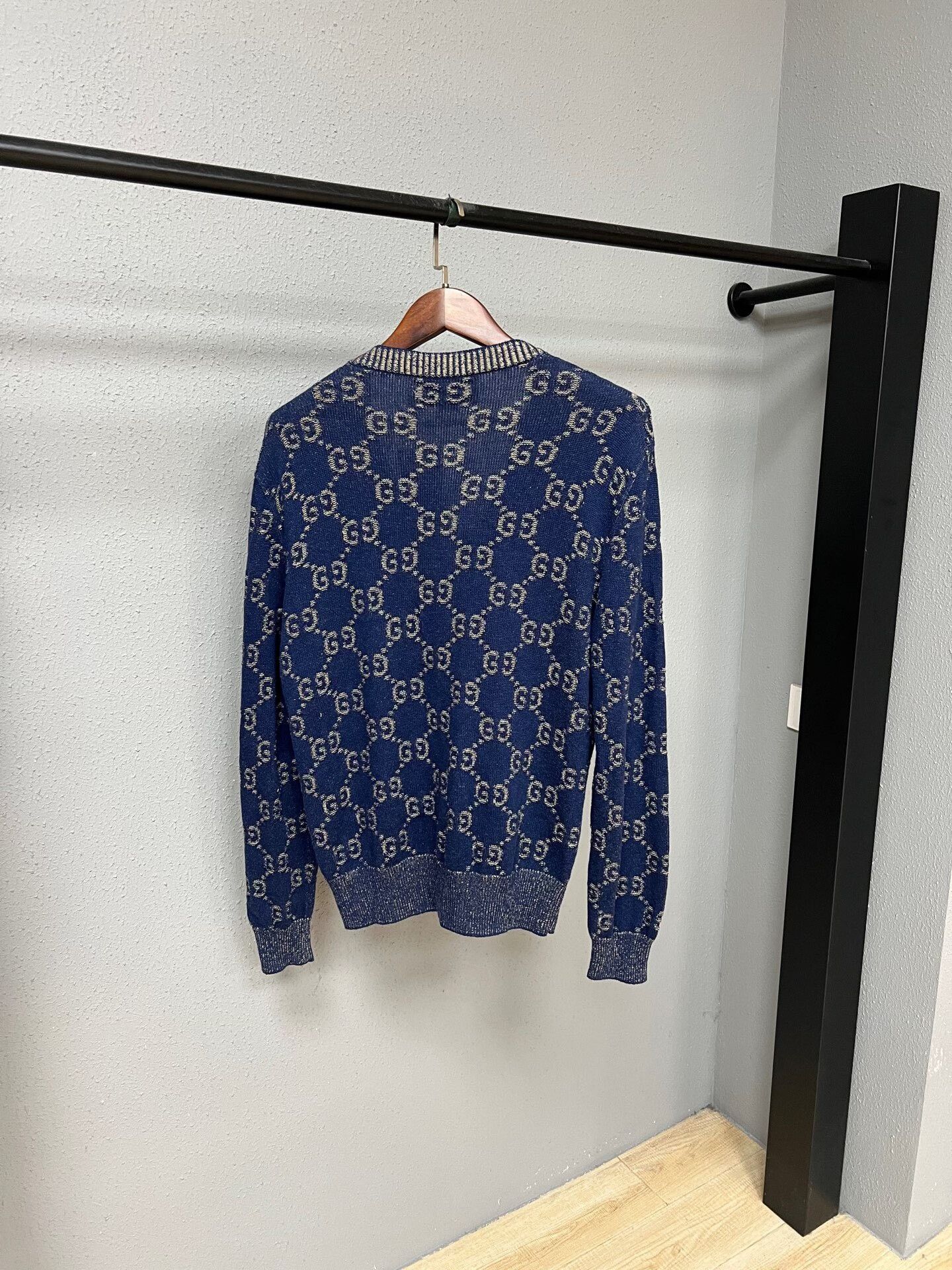 Gucci gucci blue patterned cardigan in size small Size S / US 4 / IT 40 - 2 Thumbnail