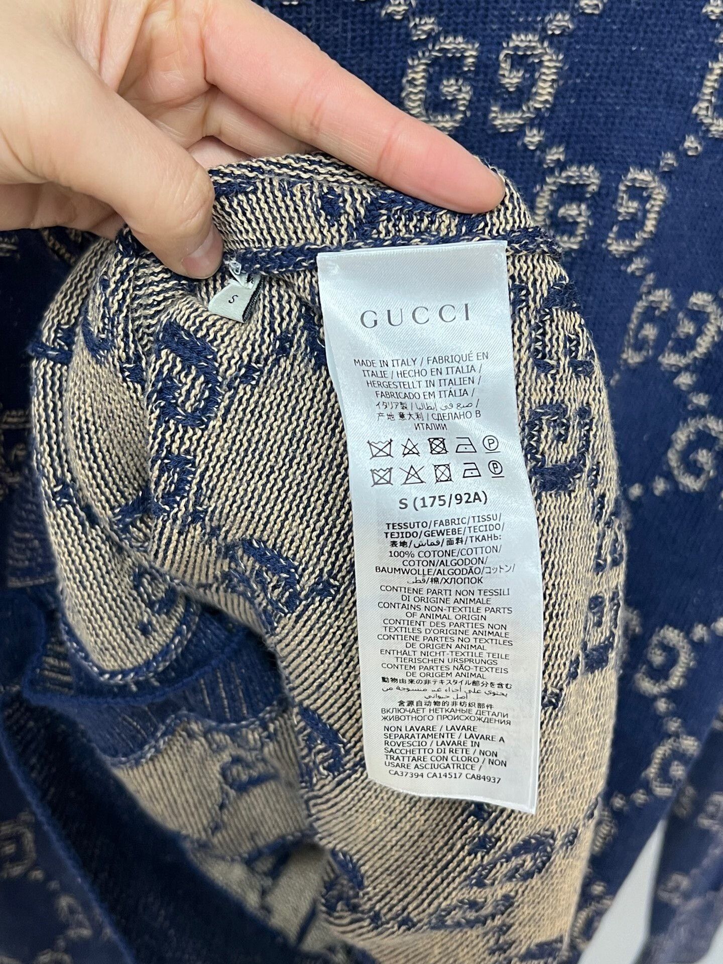 Gucci gucci blue patterned cardigan in size small Size S / US 4 / IT 40 - 4 Thumbnail