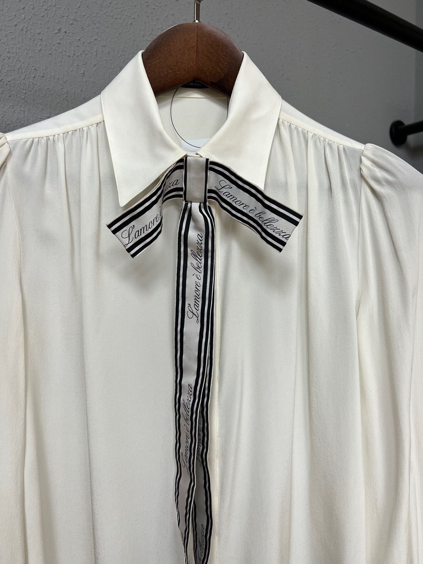 Dolce & Gabbana D&G Silk Twisted Tie Shirt Size 42 Size M / US 6-8 / IT 42-44 - 3 Thumbnail