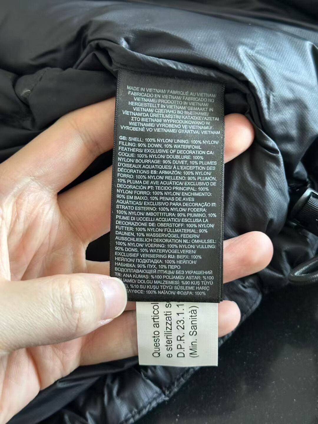The North Face women's short black puffer jacket Size S / US 4 / IT 40 - 4 Thumbnail