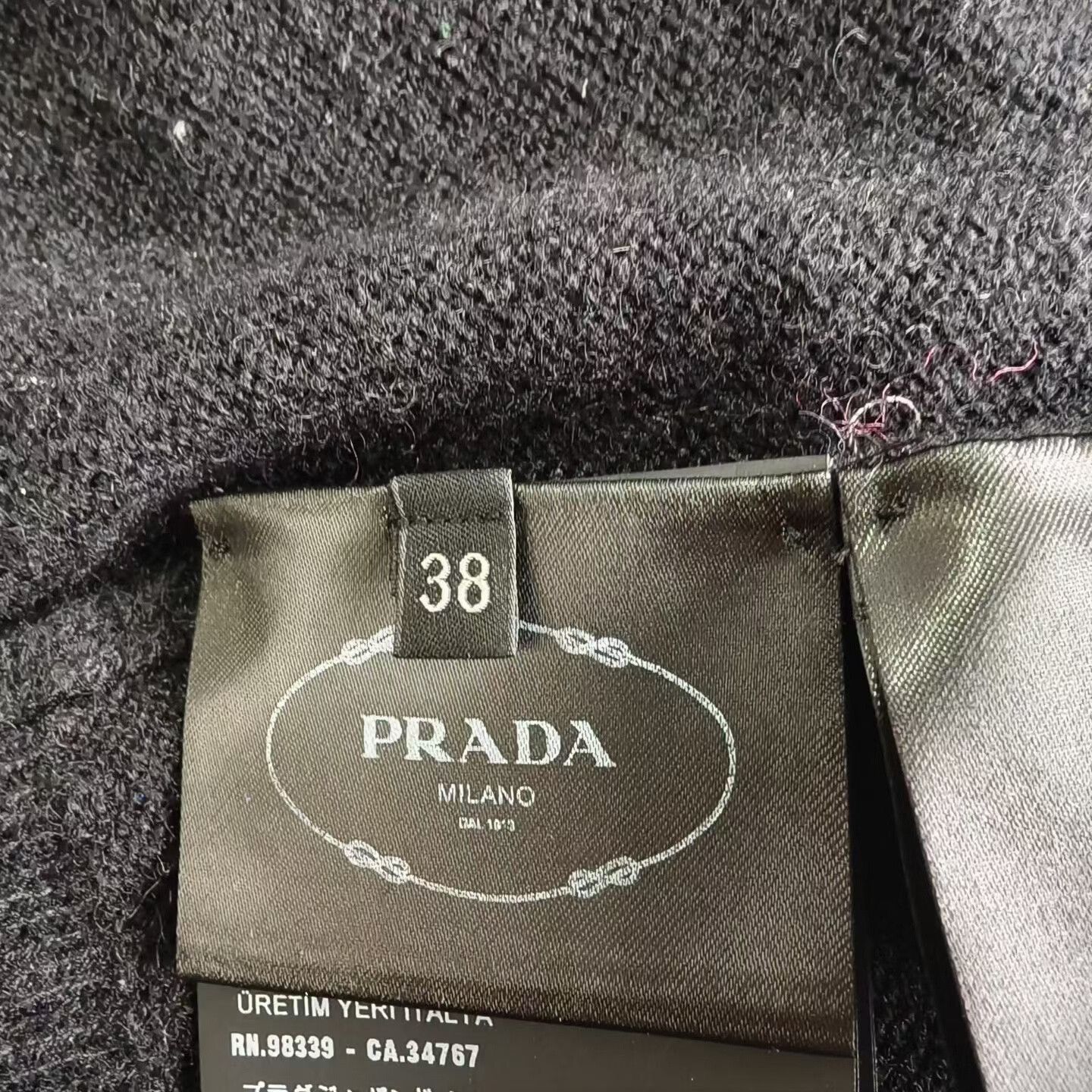 Prada prada black cashmere sweater with logo Size S / US 4 / IT 40 - 4 Thumbnail