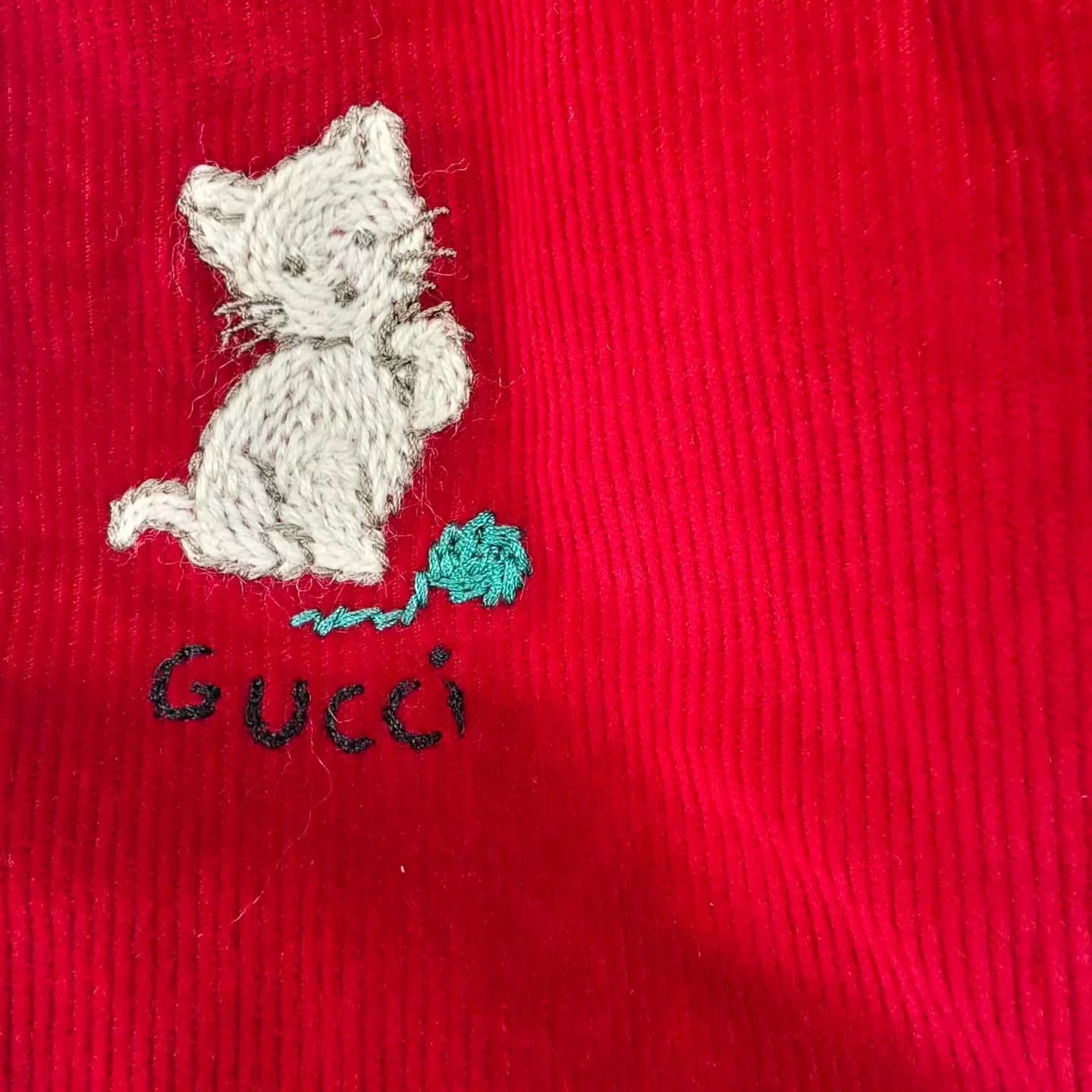 gucci red embroidered cat velvet bomber jacket