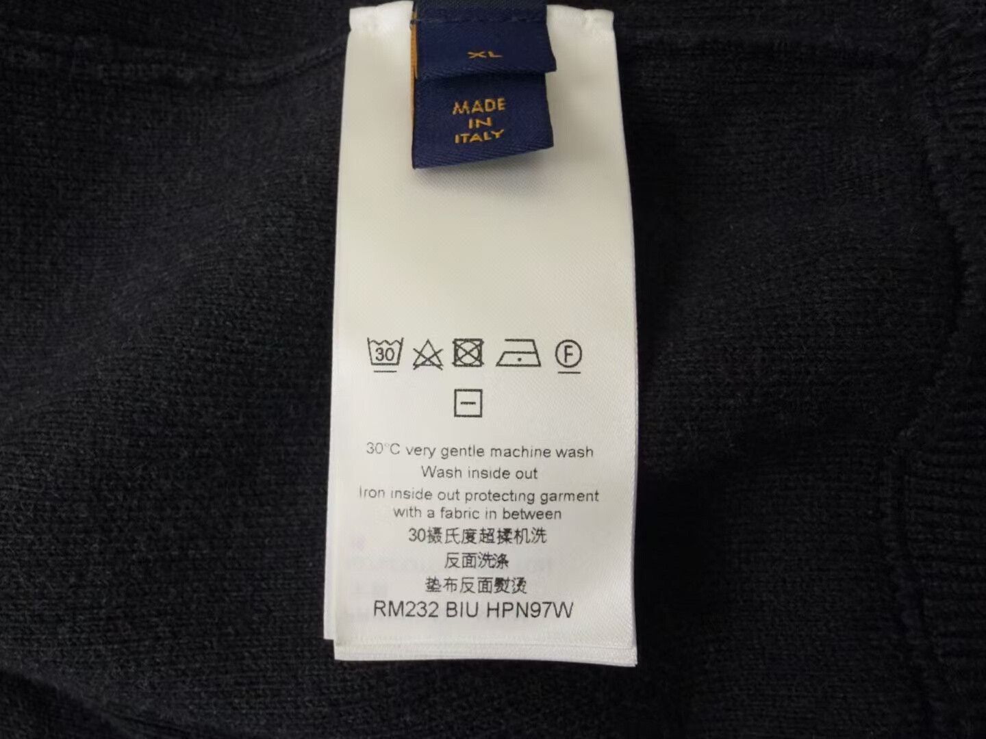 Louis Vuitton louis vuitton wool zip jacket in black Size US XL / EU 56 / 4 - 7 Thumbnail