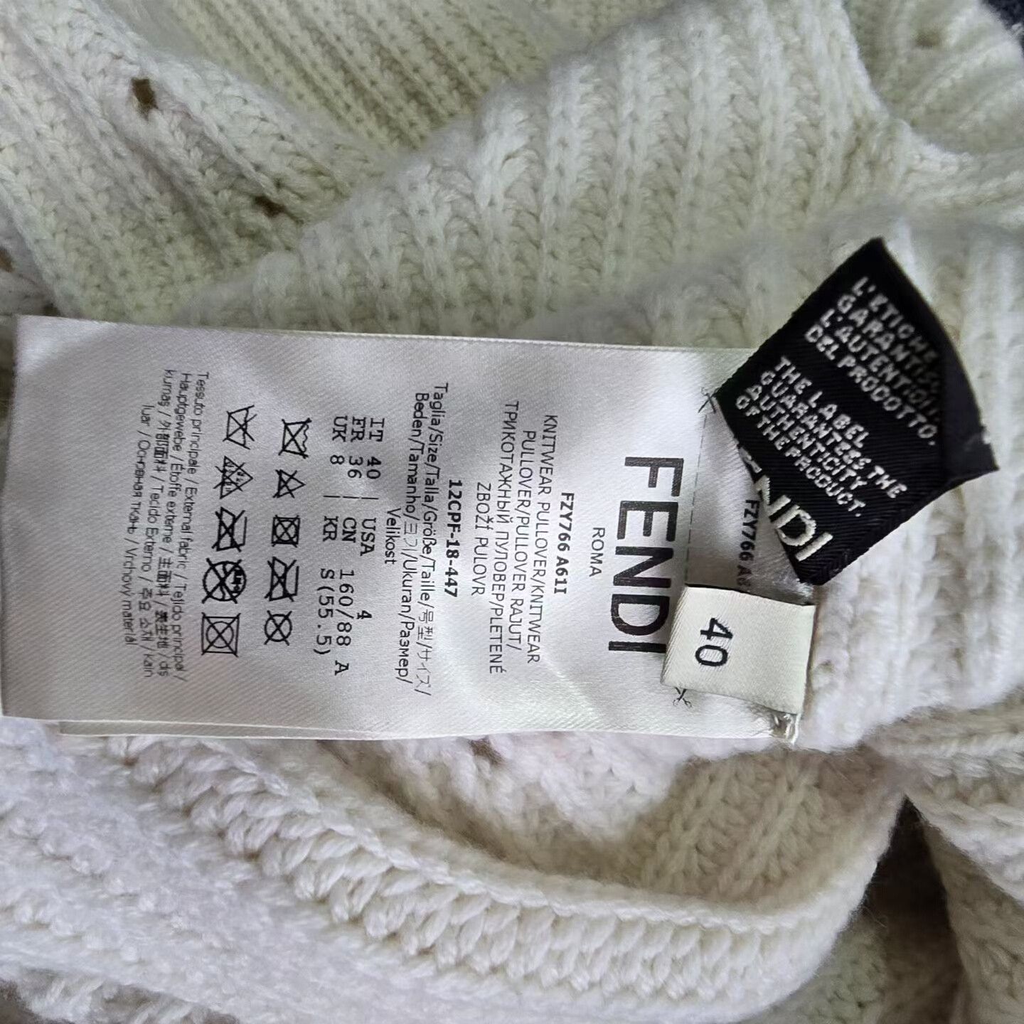 Fendi fendi cashmere sweater with fox fur cuffs Size M / US 6-8 / IT 42-44 - 3 Thumbnail