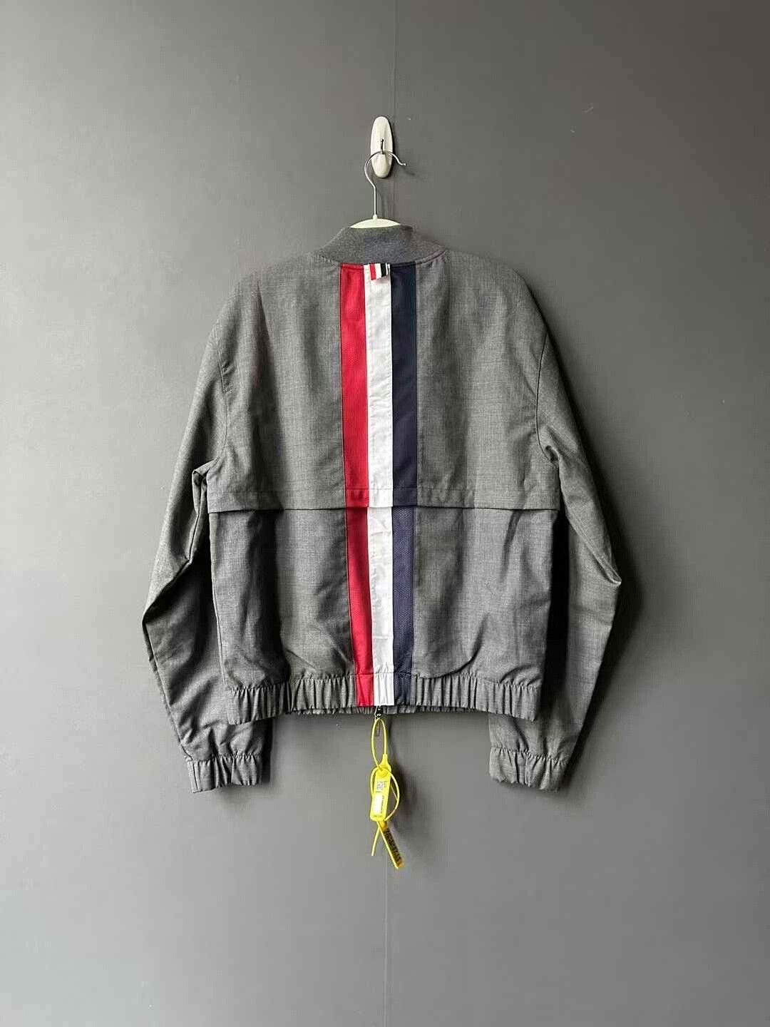 Thom Browne thom browne gray striped jacket Size US S / EU 44-46 / 1 - 2 Thumbnail