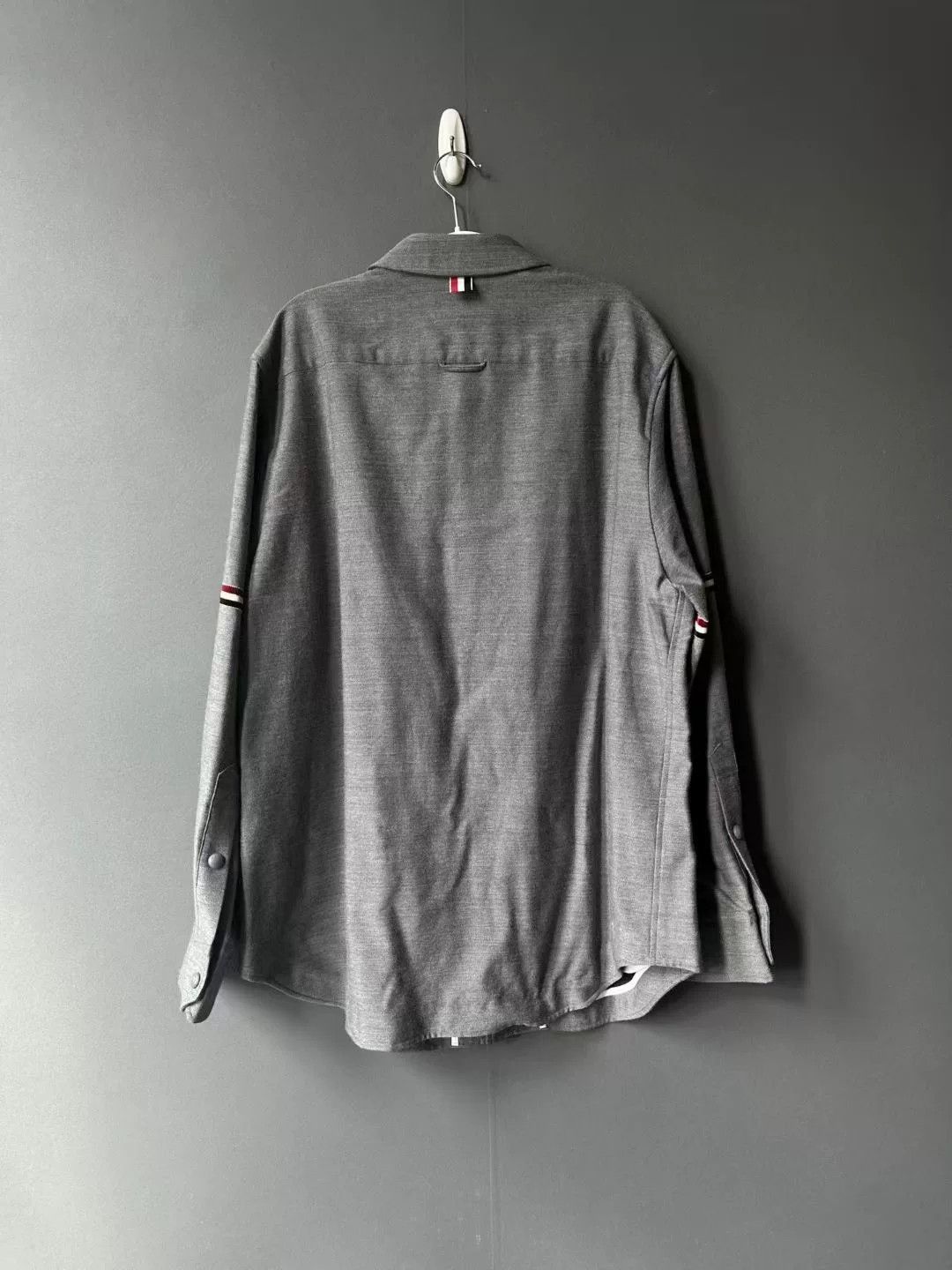 Thom Browne thom browne gray wool shirt jacket Size US L / EU 52-54 / 3 - 2 Thumbnail