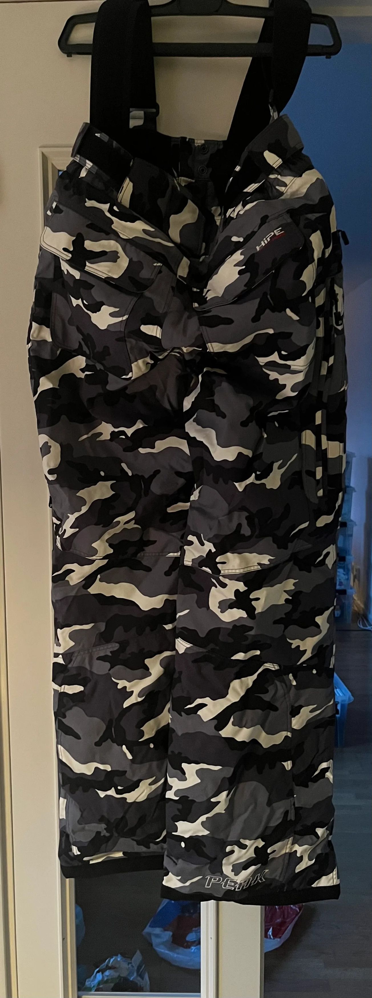 Peak Performance Peak Performance Camo P Sweatpants Size US 34 / EU 50 - 4 Thumbnail