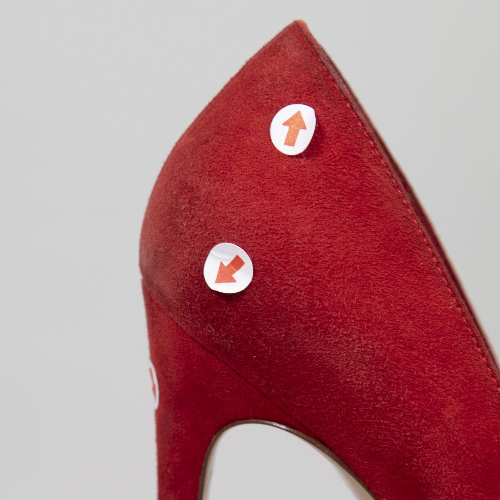 Gianvito Rossi Red Suede Point-Toe Pumps Size US 7 / IT 37 - 12 Thumbnail