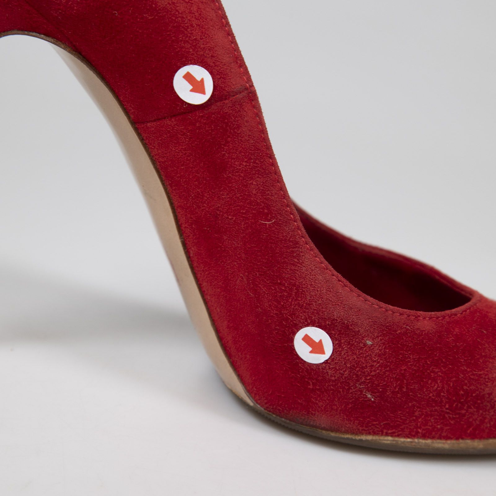 Gianvito Rossi Red Suede Point-Toe Pumps Size US 7 / IT 37 - 19 Thumbnail