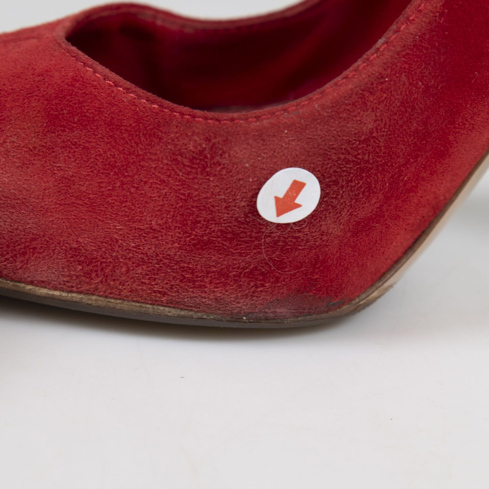 Gianvito Rossi Red Suede Point-Toe Pumps Size US 7 / IT 37 - 15 Thumbnail