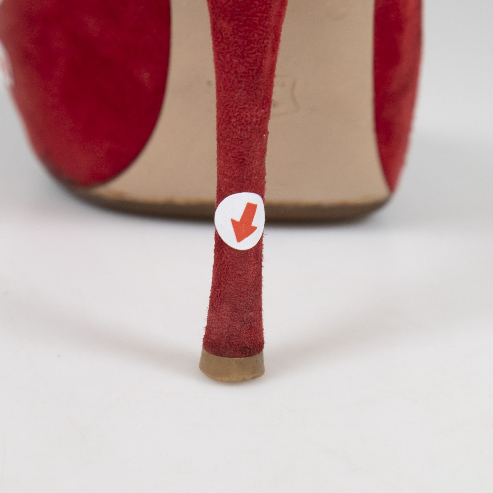 Gianvito Rossi Red Suede Point-Toe Pumps Size US 7 / IT 37 - 6 Thumbnail