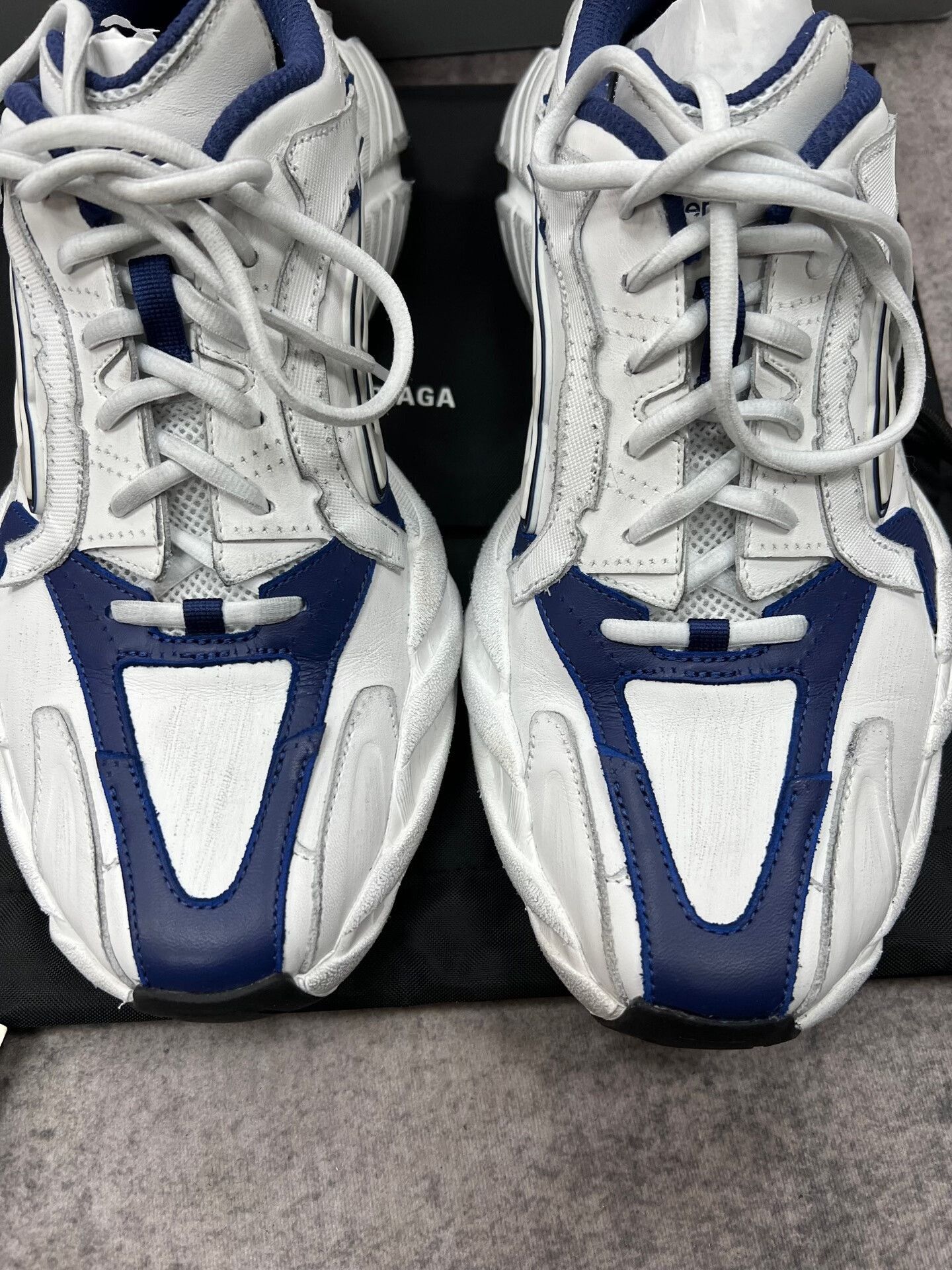 Balenciaga balenciaga monday white blue sneakers Size US 10 / EU 43 - 3 Thumbnail