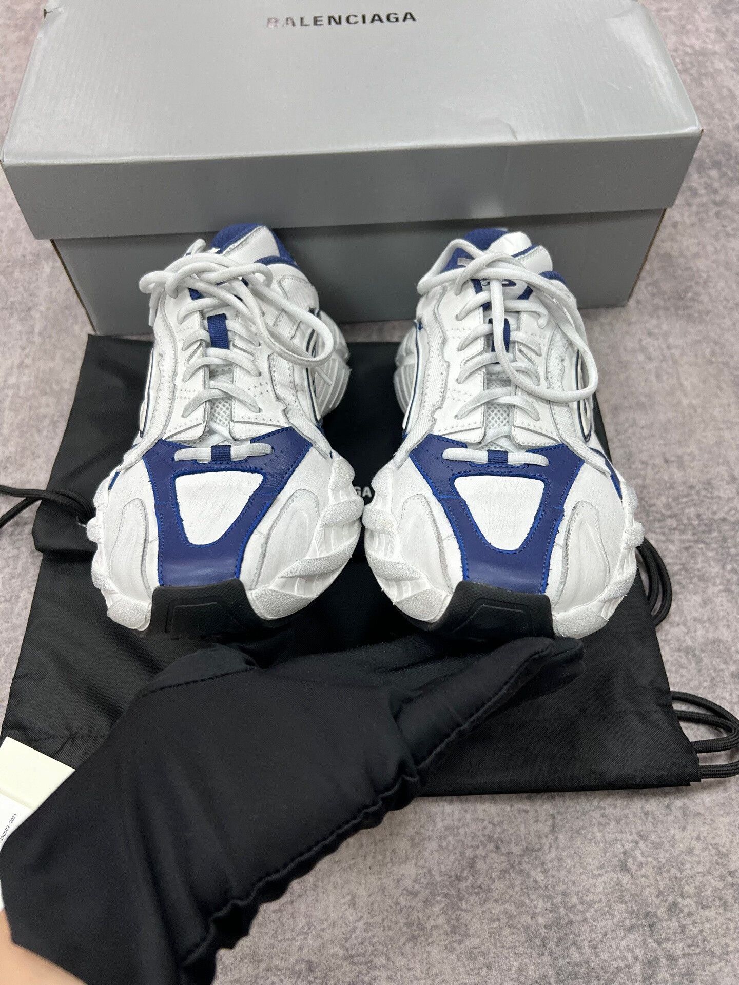 Balenciaga balenciaga monday white blue sneakers Size US 10 / EU 43 - 4 Thumbnail