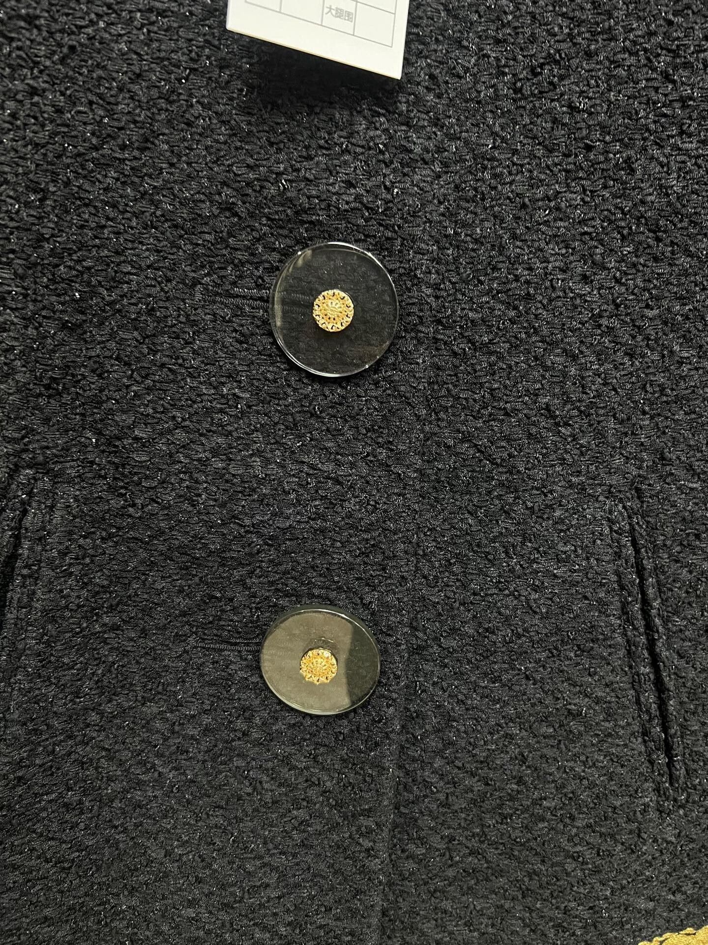 Chanel Chanel Gold Trim Black Jacket Size M / US 6-8 / IT 42-44 - 3 Thumbnail