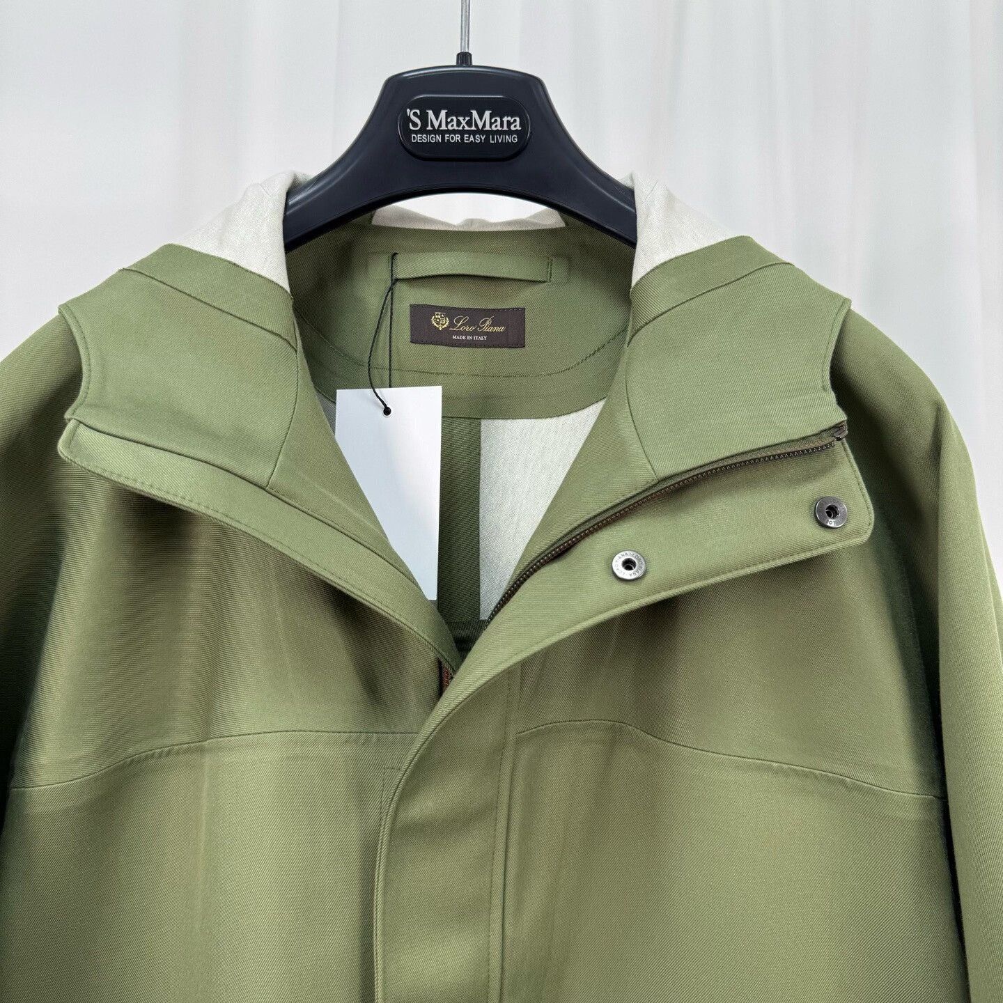 Loro Piana new thick silk hooded jacket Size XS / US 0-2 / IT 36-38 - 3 Thumbnail