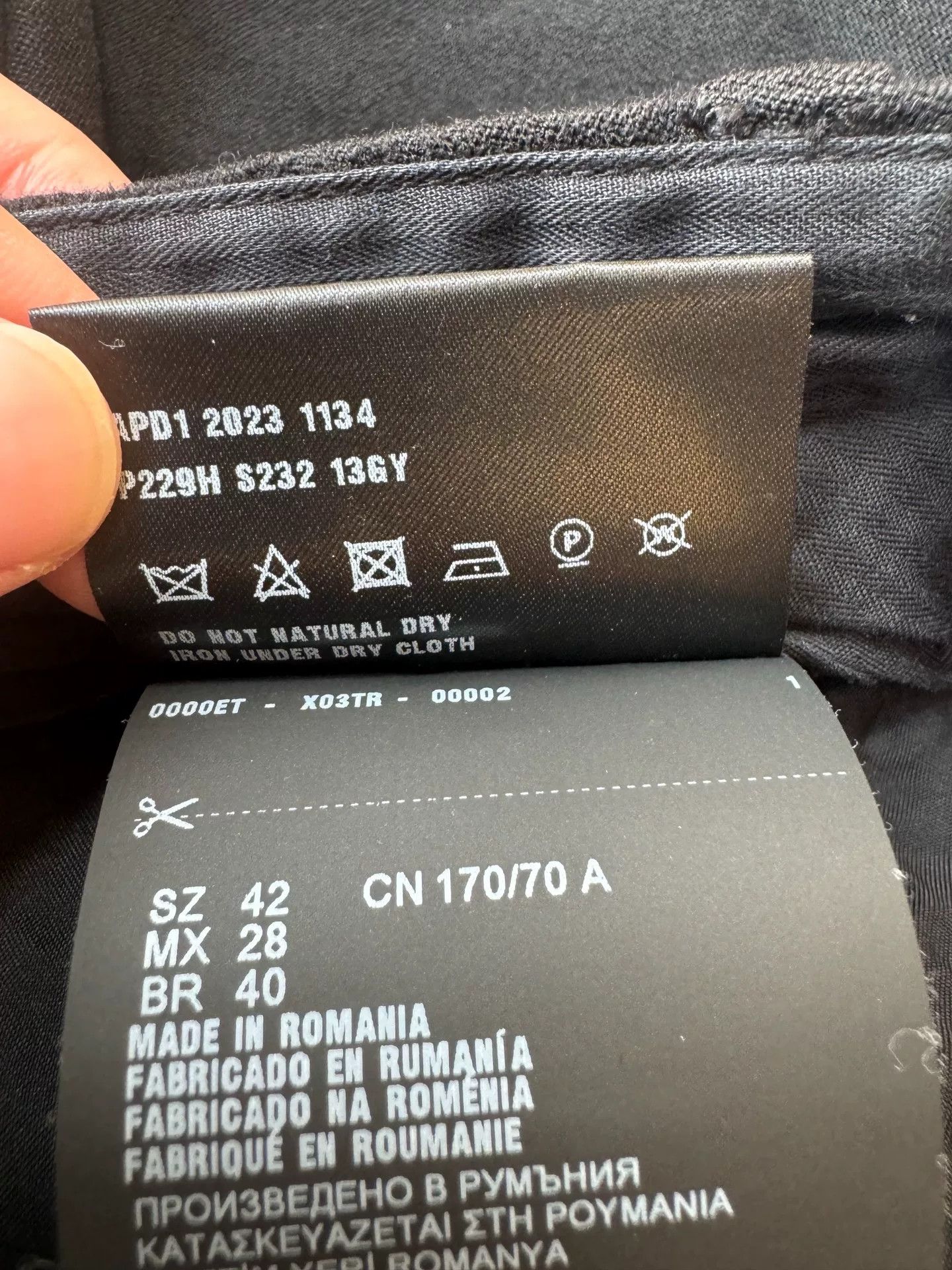 Prada Prada Black Trousers with Triangle Pendant Size US 27 - 6 Thumbnail