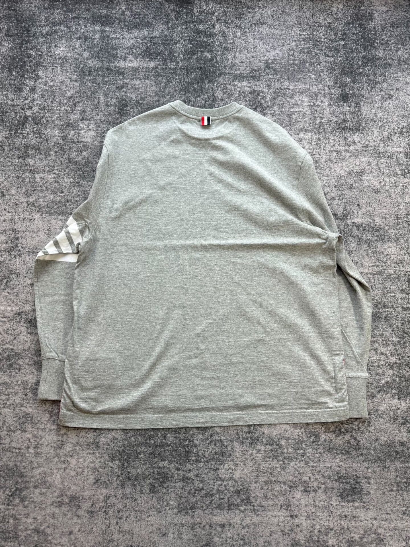 Thom Browne thom browne gray sweatshirt with logo detail Size US L / EU 52-54 / 3 - 2 Thumbnail