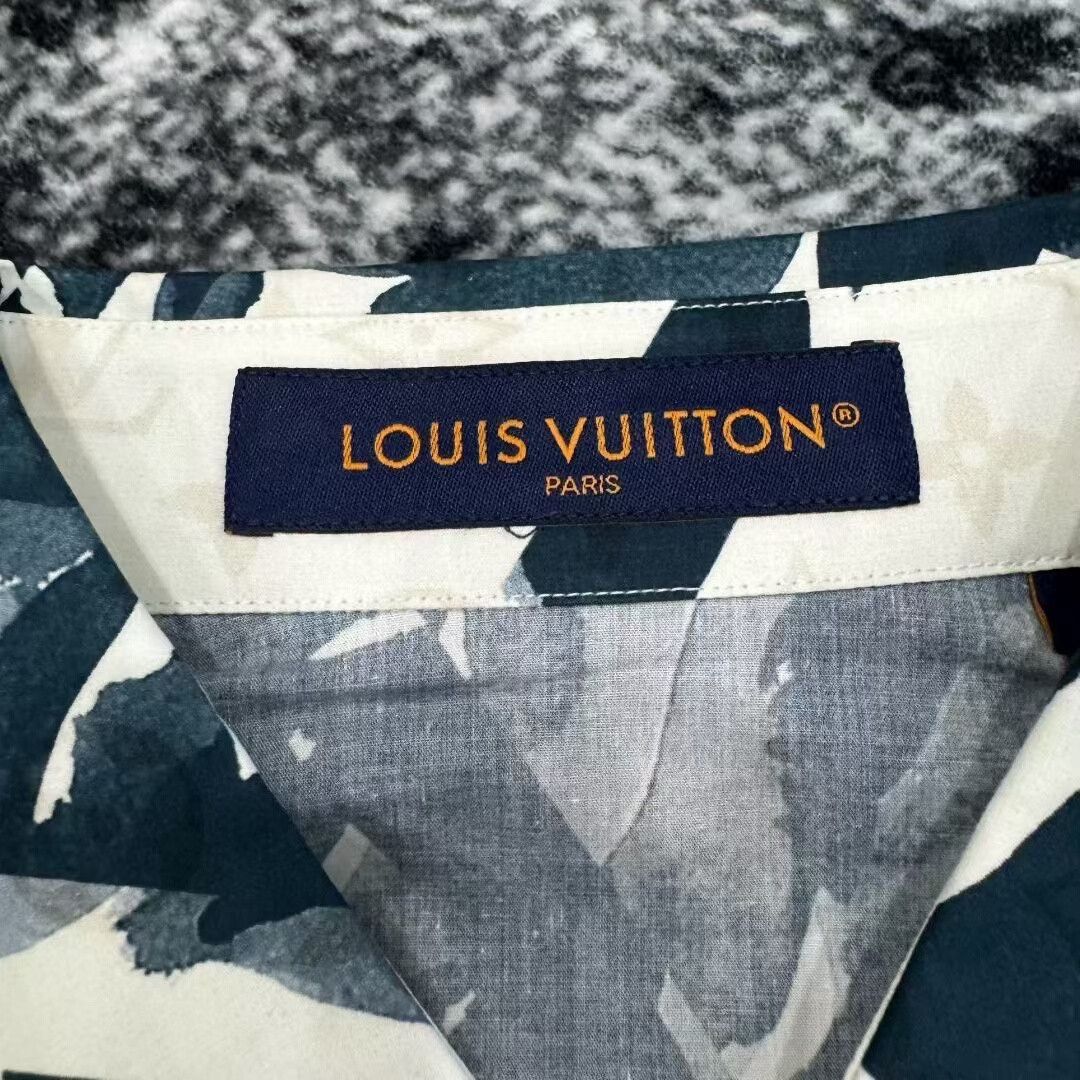 Louis Vuitton louis vuitton floral print long sleeve shirt Size US L / EU 52-54 / 3 - 4 Thumbnail