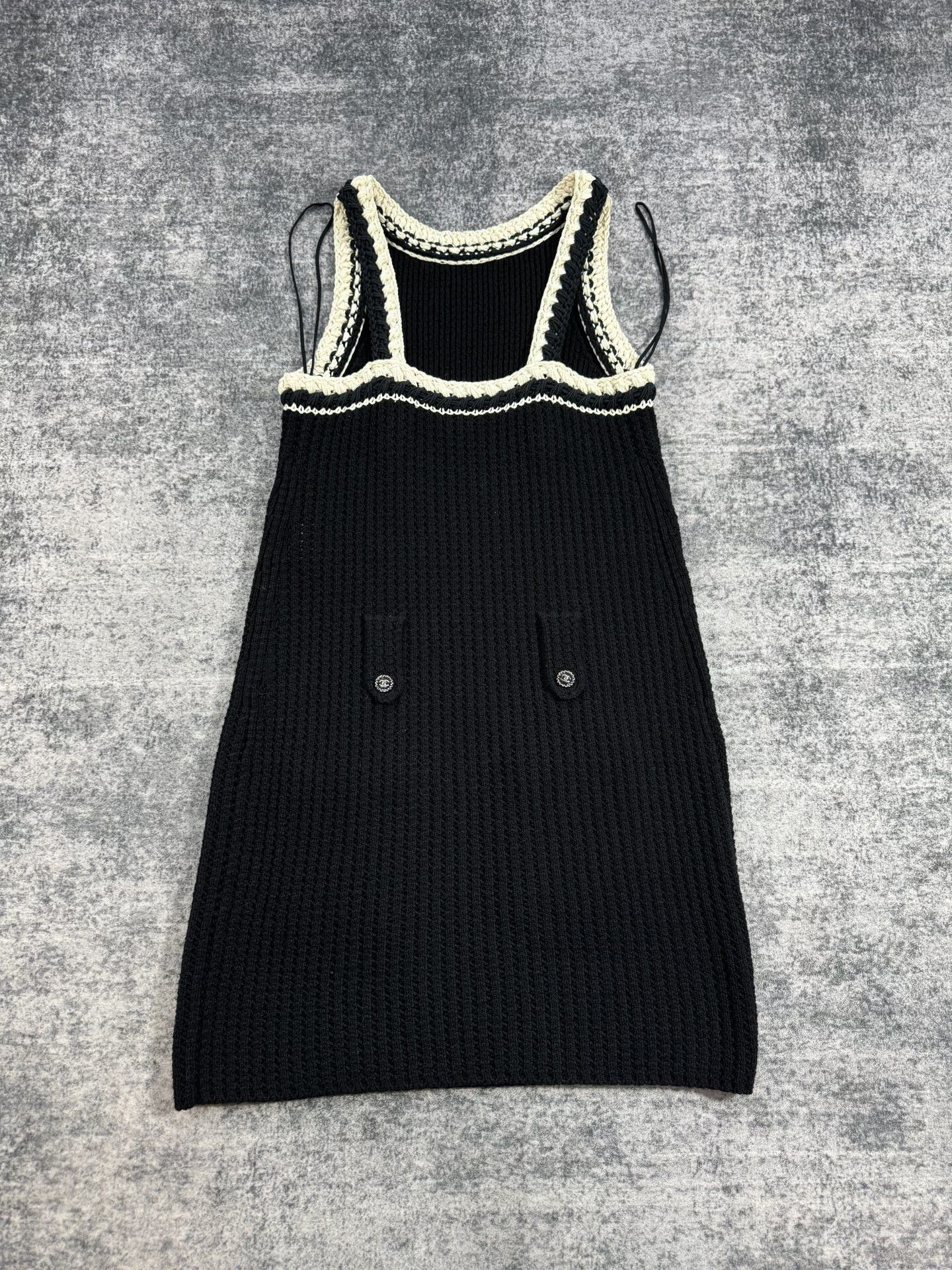 Chanel black and white woven tank dress Size XS / US 0-2 / IT 36-38 - 2 Thumbnail