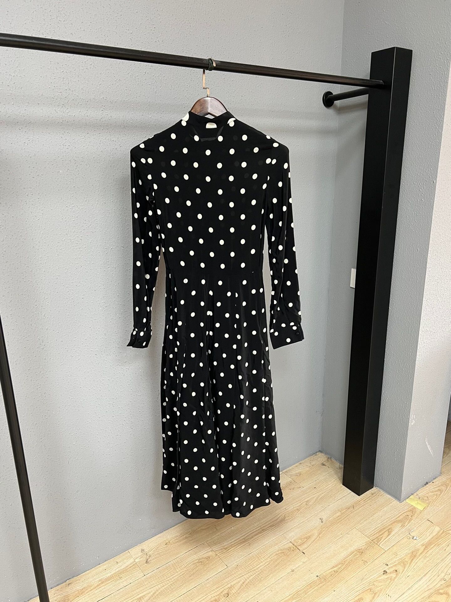 Valentino Valentino Polka Dot Silk Dress Size 38 Size M / US 6-8 / IT 42-44 - 2 Thumbnail