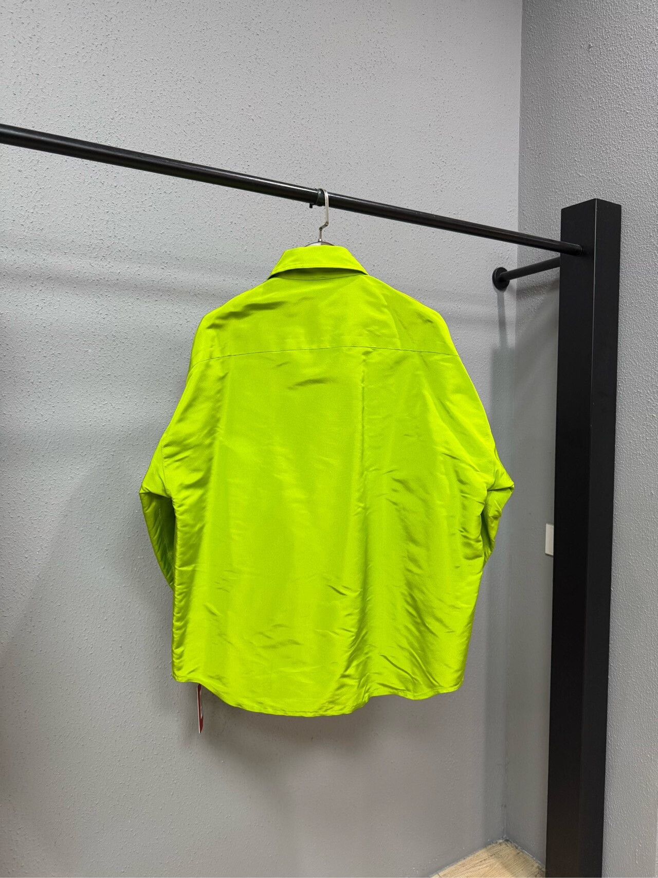 Valentino Valentino Green Oversized Shirt Size S / US 4 / IT 40 - 2 Thumbnail
