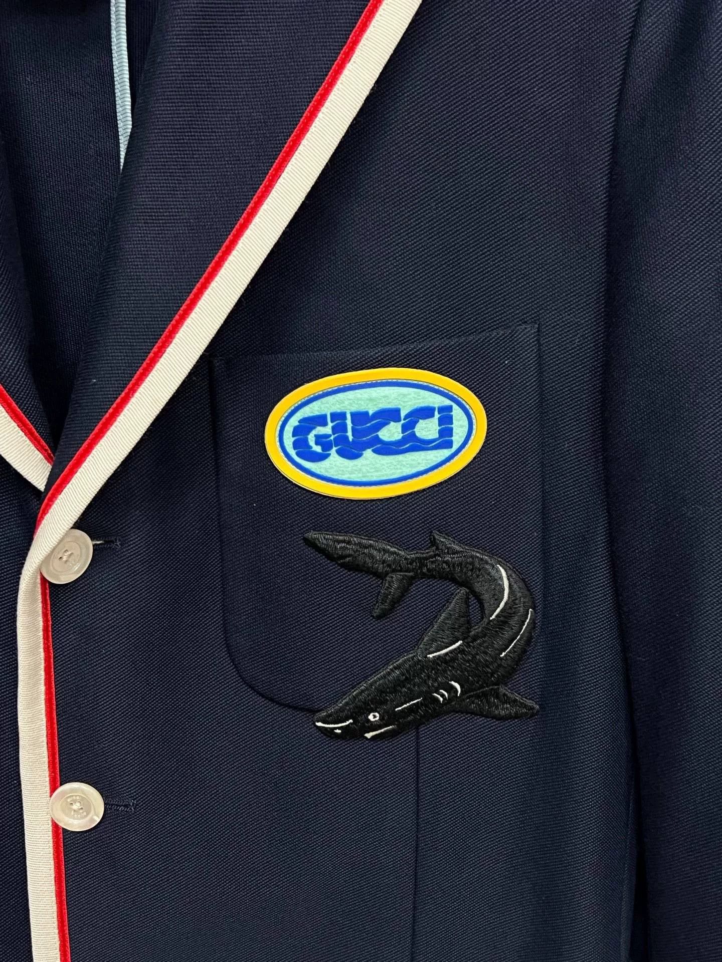 Gucci gucci学院风鲨鱼刺绣西装48 Size US L / EU 52-54 / 3 - 3 Thumbnail