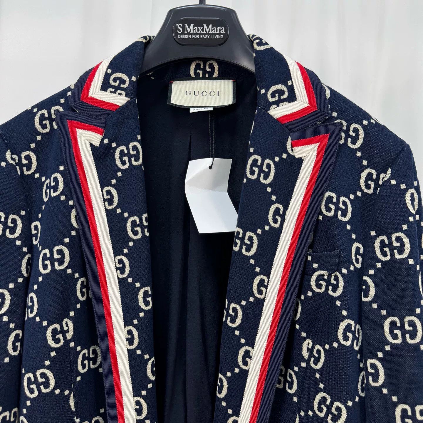 Gucci gucci monogram print blazer with red accents Size US S / EU 44-46 / 1 - 3 Thumbnail