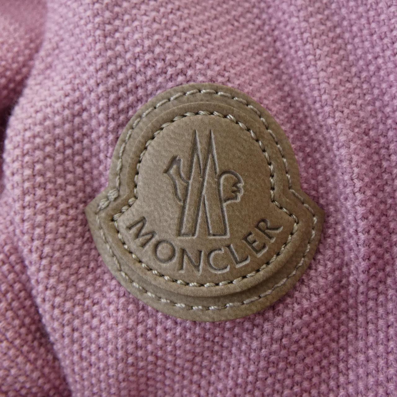 Moncler Moncler Moncler Top Others Tops J10919C00008 DUTY FREE for USA Size ONE SIZE - 7 Thumbnail
