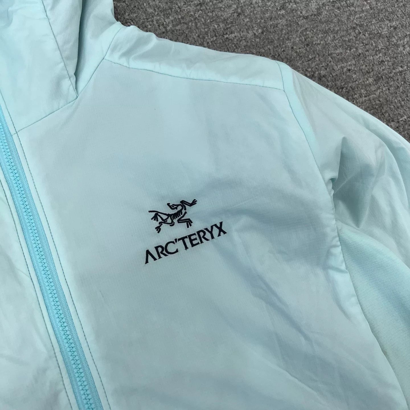 Arc'teryx arc'teryx ice blue cotton jacket size L Size US L / EU 52-54 / 3 - 3 Thumbnail