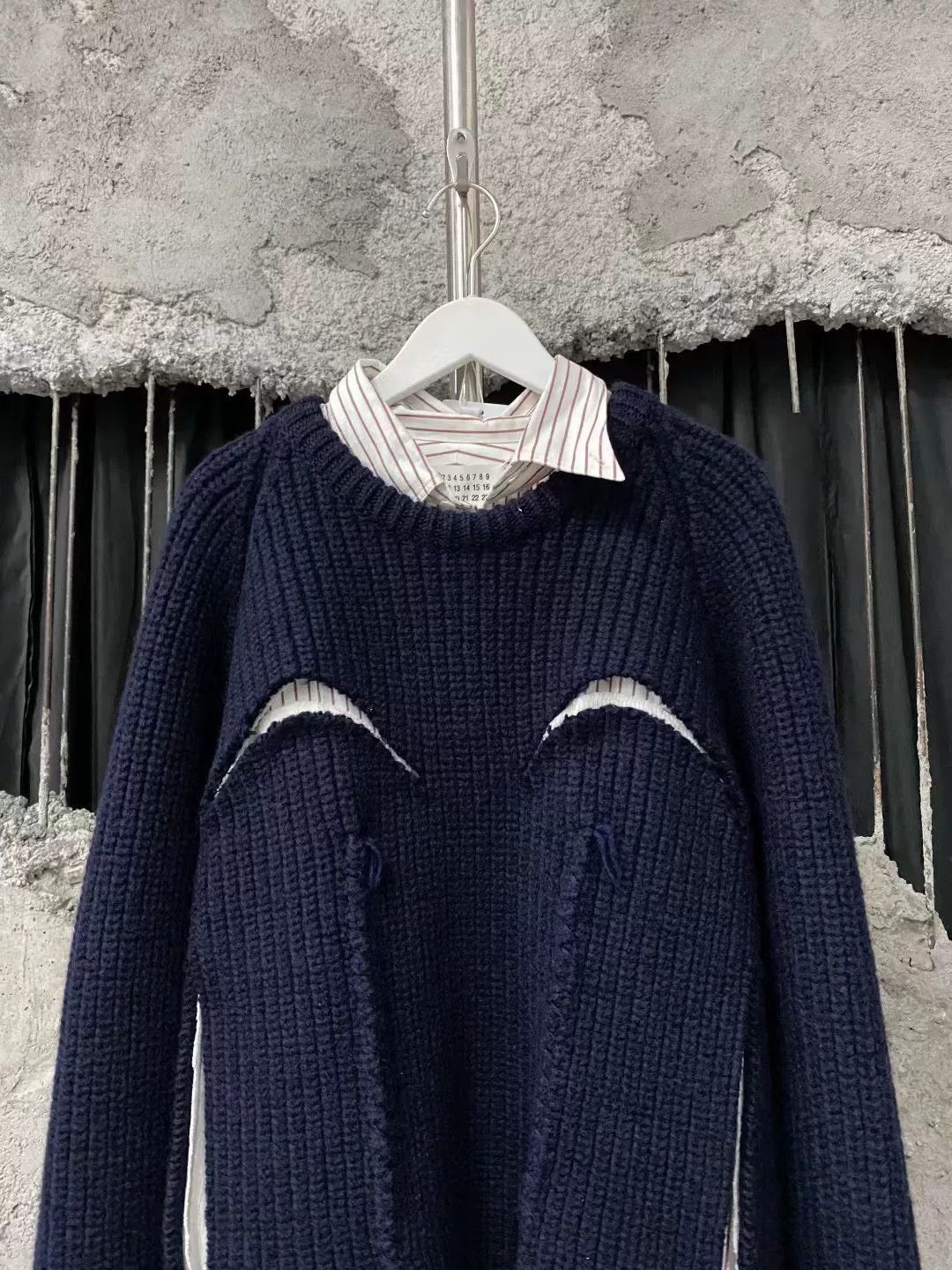 Maison Margiela Maison Margiela Sweater with Shirt Layer Size US L / EU 52-54 / 3 - 3 Thumbnail