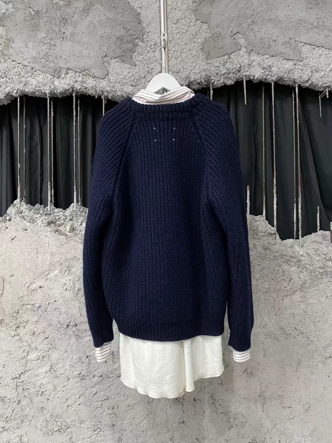 Maison Margiela Maison Margiela Sweater with Shirt Layer Size US L / EU 52-54 / 3 - 2 Thumbnail