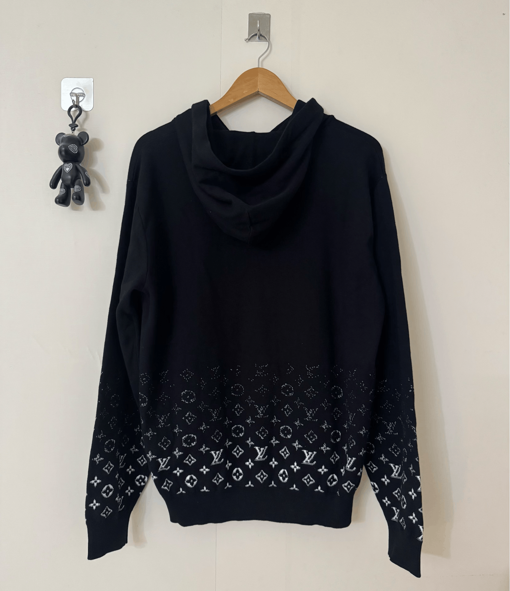 Louis Vuitton lv black and white gradient hoodie Size US L / EU 52-54 / 3 - 2 Thumbnail