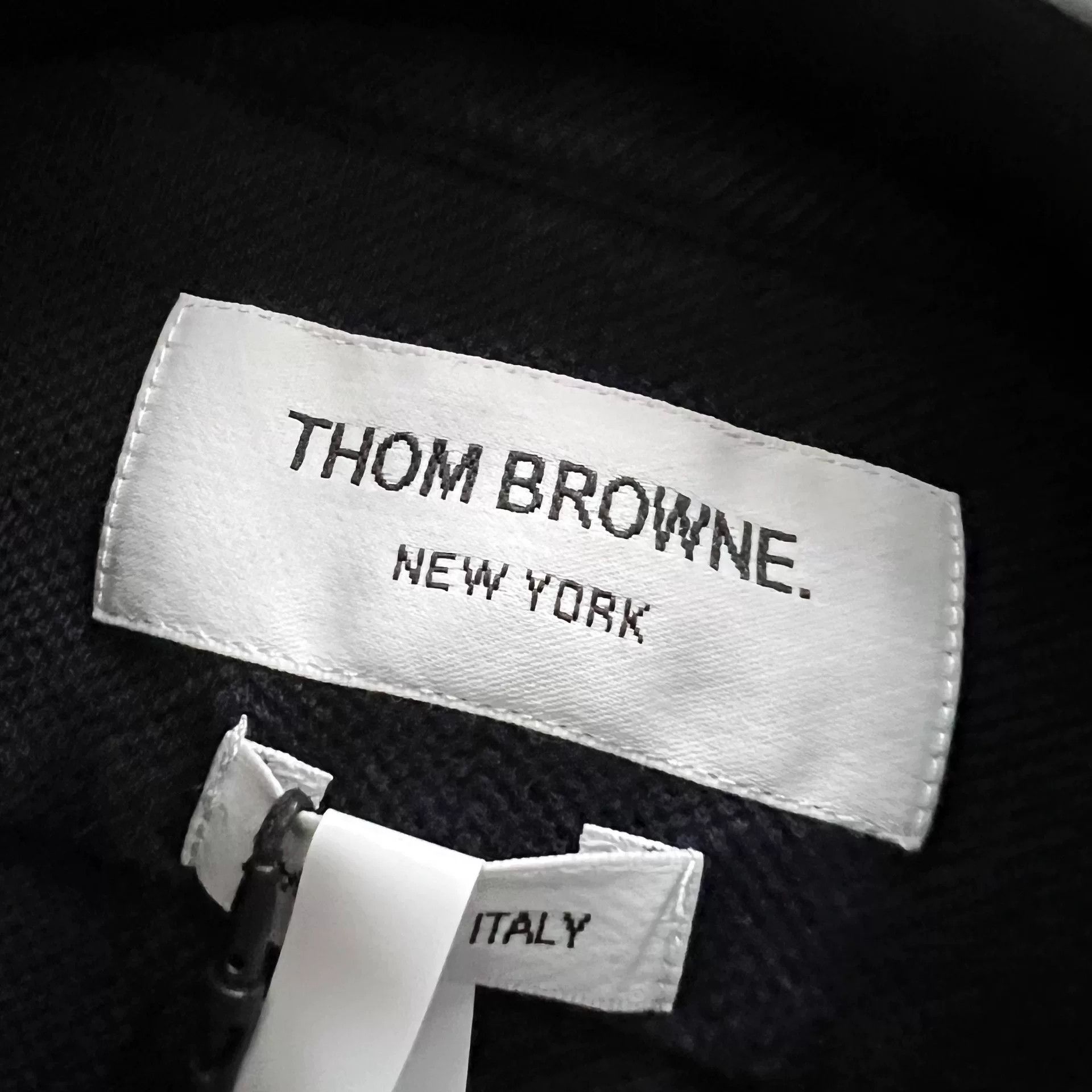 Thom Browne thom browne navy stripe long sleeve shirt Size US M / EU 48-50 / 2 - 5 Thumbnail