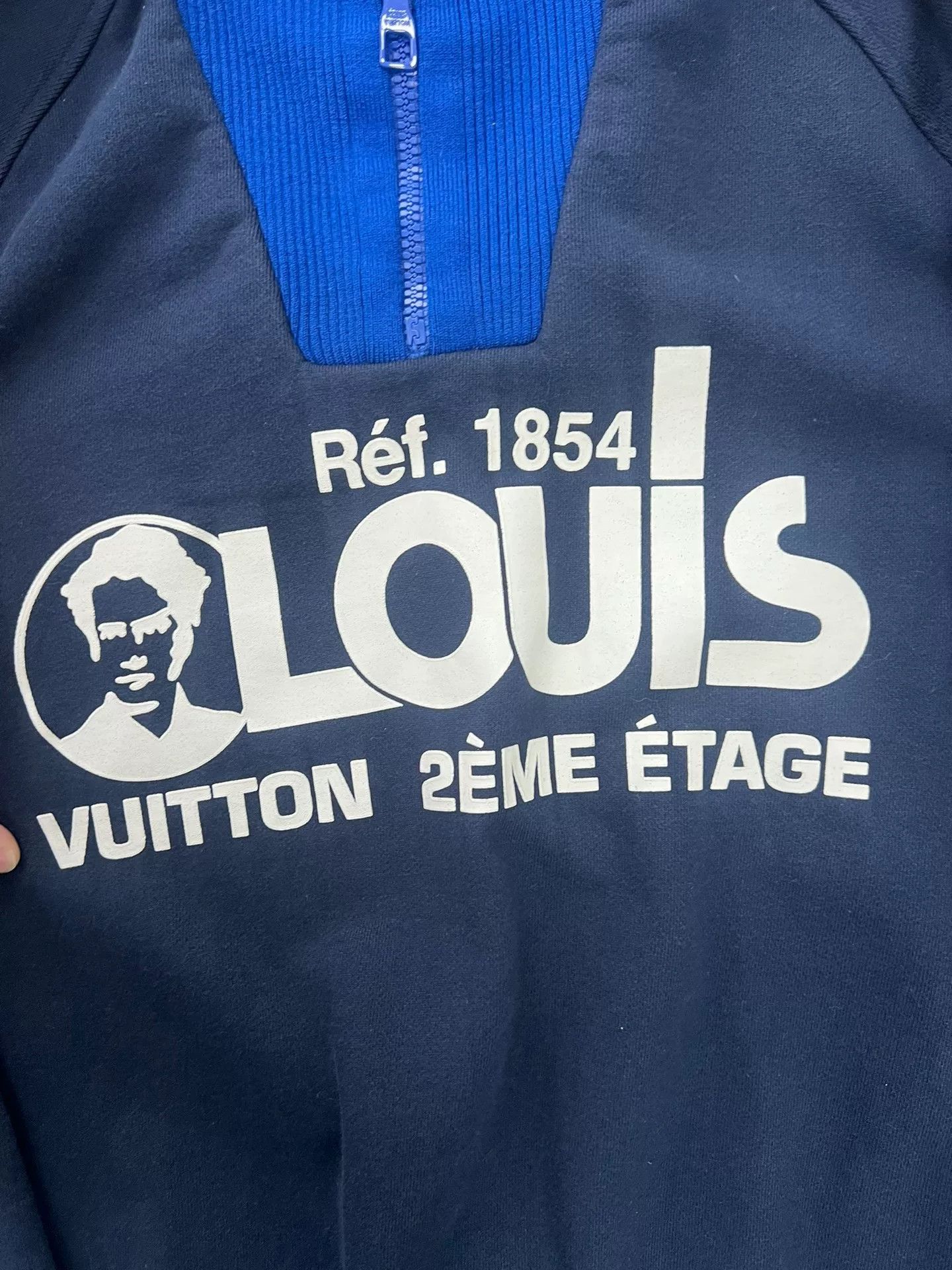 Louis Vuitton LV Blue Logo Long Sleeve Sweatshirt M Size US M / EU 48-50 / 2 - 5 Thumbnail
