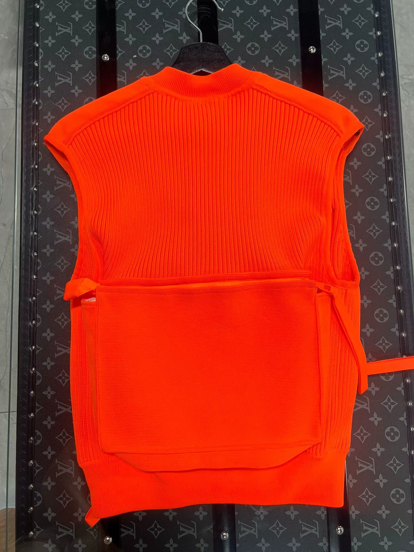 Louis Vuitton LV Multi-Pocket Vest in Bright Orange Size US XL / EU 56 / 4 - 2 Thumbnail
