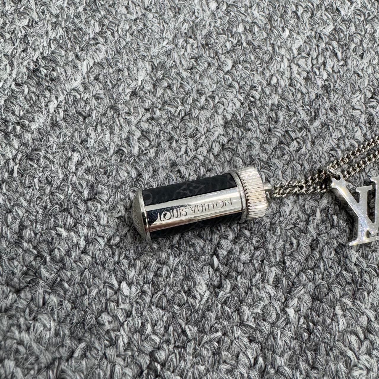 Louis Vuitton lv perfume bottle necklace for sale Size ONE SIZE - 4 Thumbnail