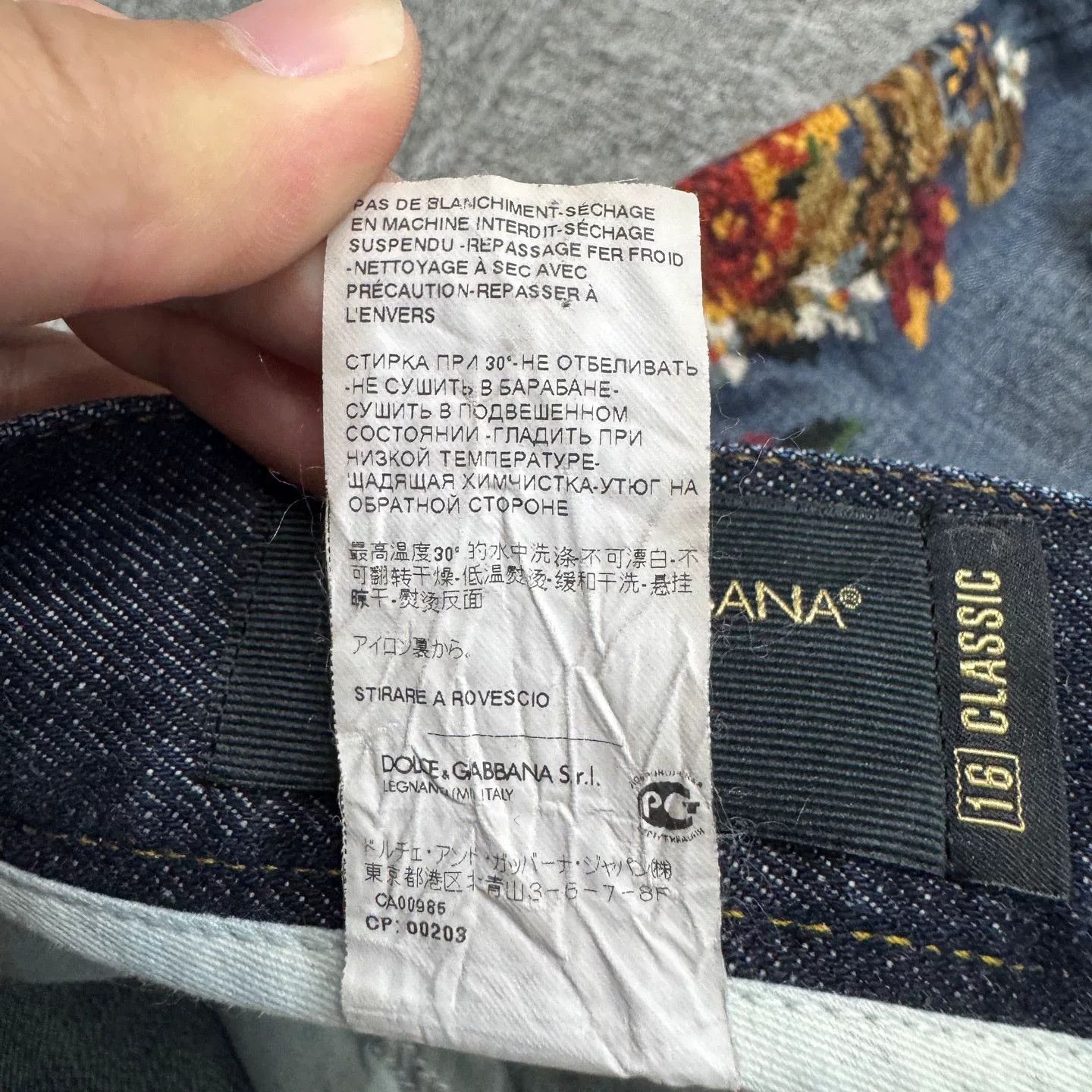Dolce & Gabbana embroidered vintage denim jeans Size 42" / US 20 - 7 Thumbnail