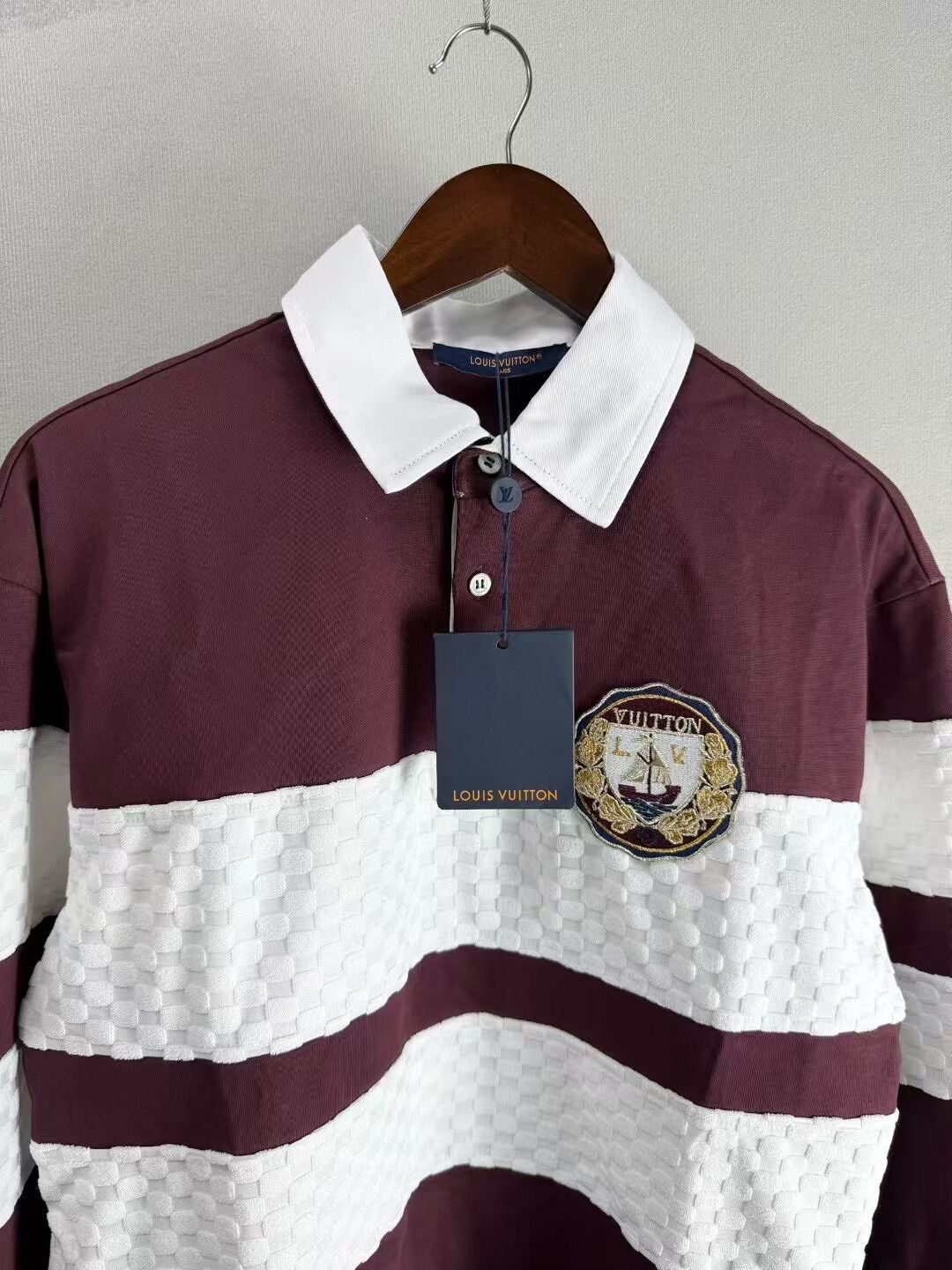 Louis Vuitton louis vuitton red and white polo shirt Size US M / EU 48-50 / 2 - 2 Thumbnail