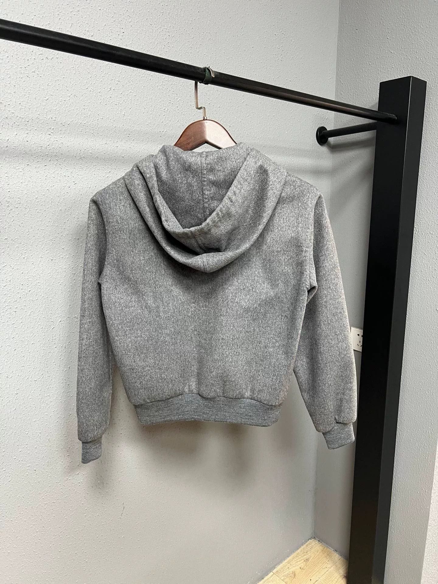 Louis Vuitton louis vuitton gray rabbit fur zip hoodie Size XS / US 0-2 / IT 36-38 - 2 Thumbnail