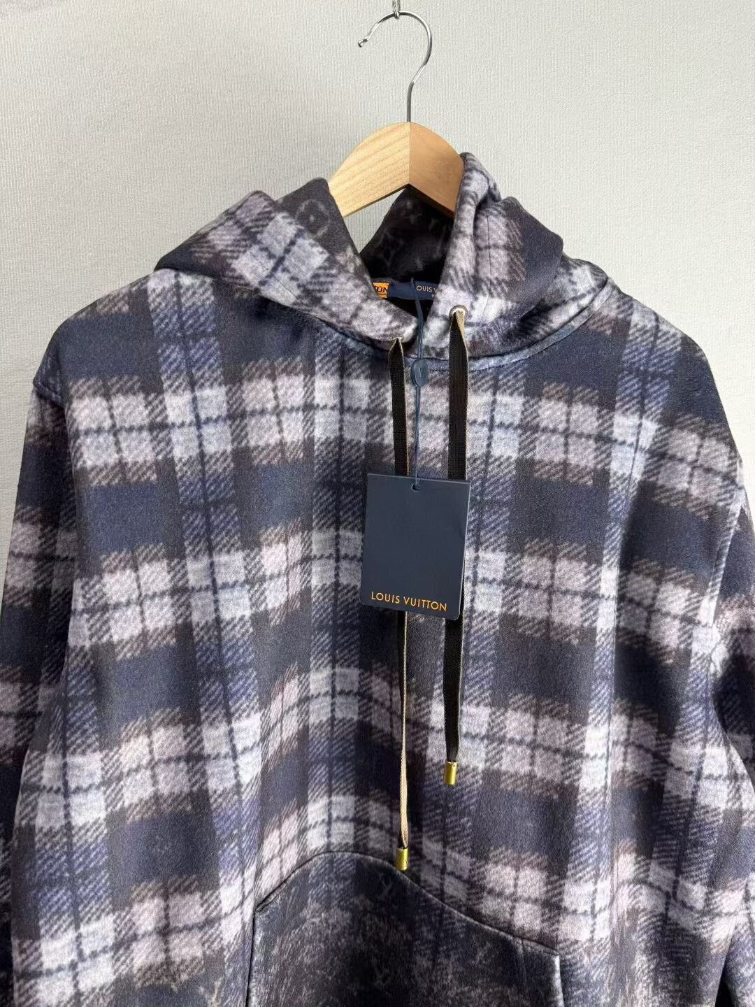 Louis Vuitton louis vuitton brown checked wool hoodie Size US M / EU 48-50 / 2 - 2 Thumbnail
