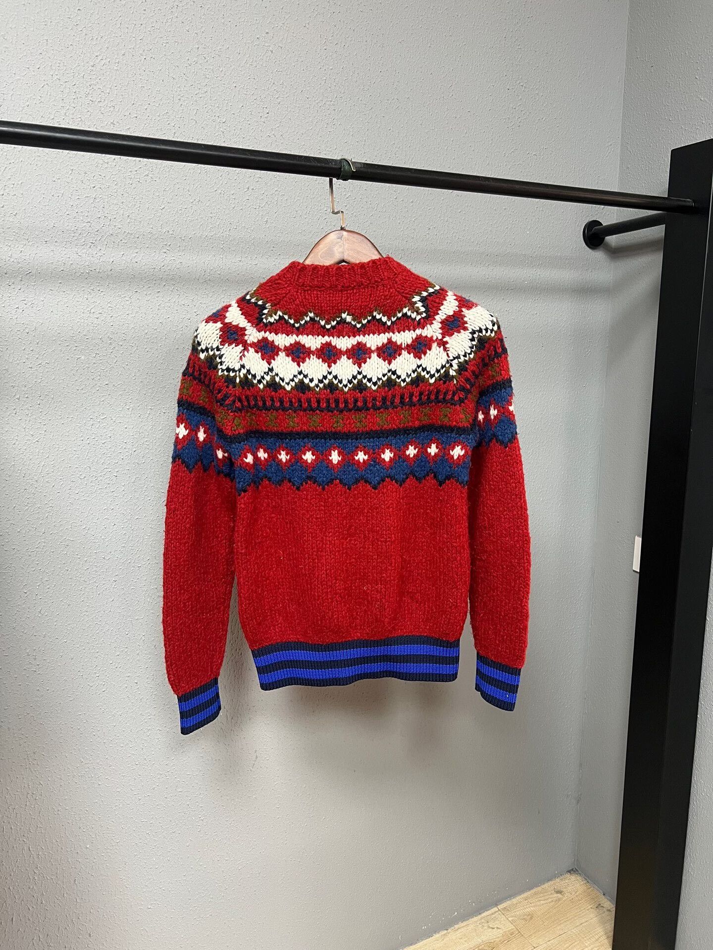 Moncler red cashmere sweater by Moncler Size S / US 4 / IT 40 - 2 Thumbnail