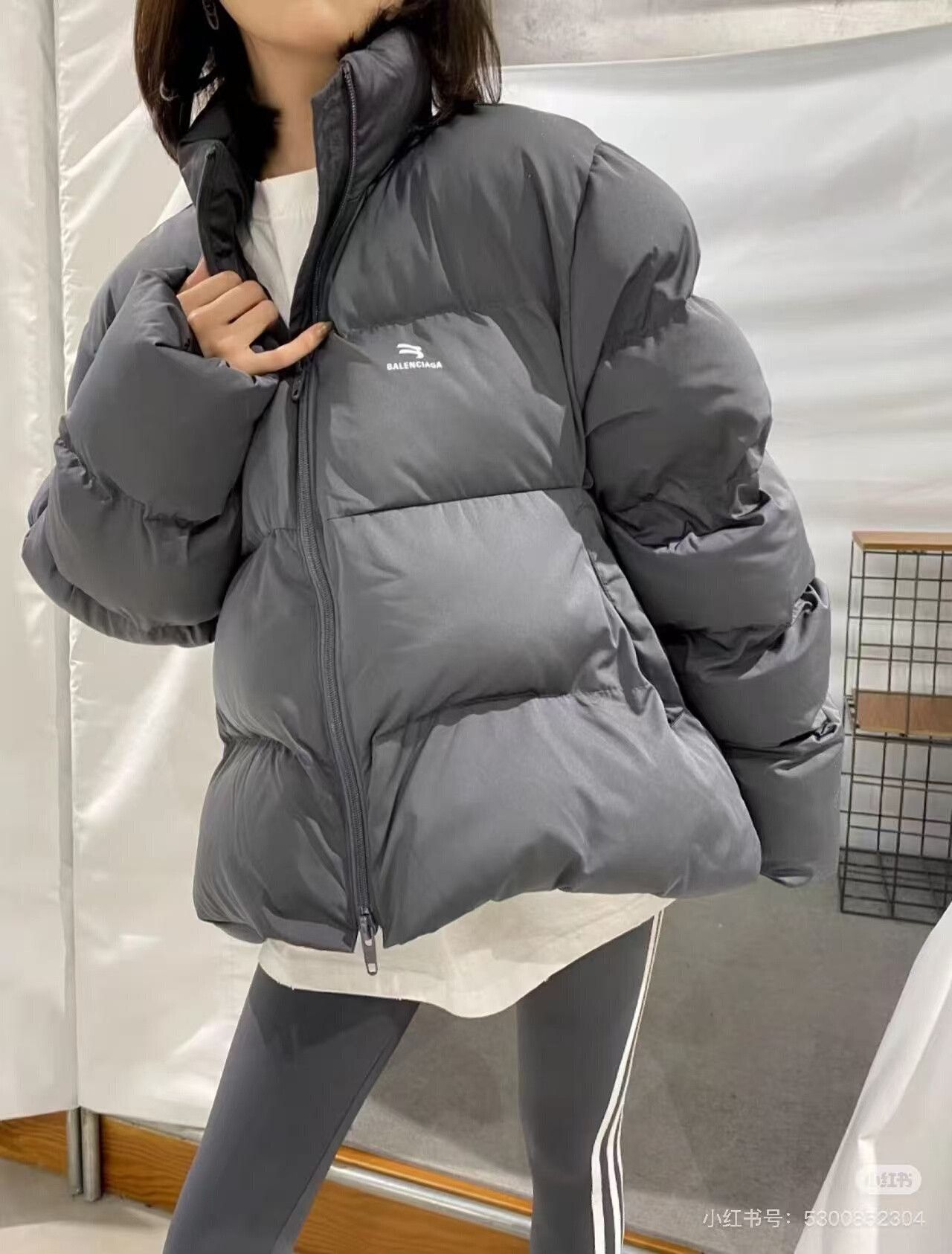 Balenciaga balenciaga gray oversized double logo puffer jacket Size US L / EU 52-54 / 3 - 7 Thumbnail