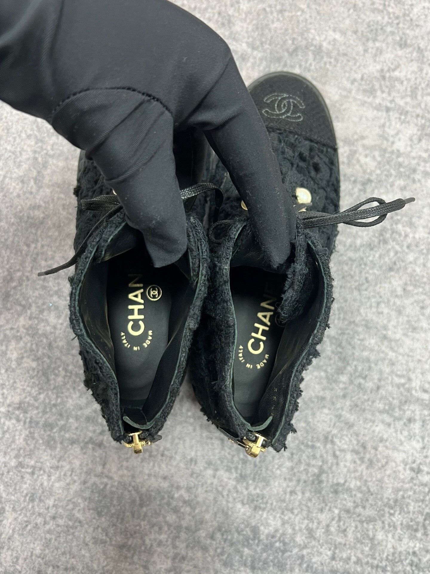 Chanel Chanel Pearl Wool Short Boots Size US 5 / IT 35 - 6 Thumbnail