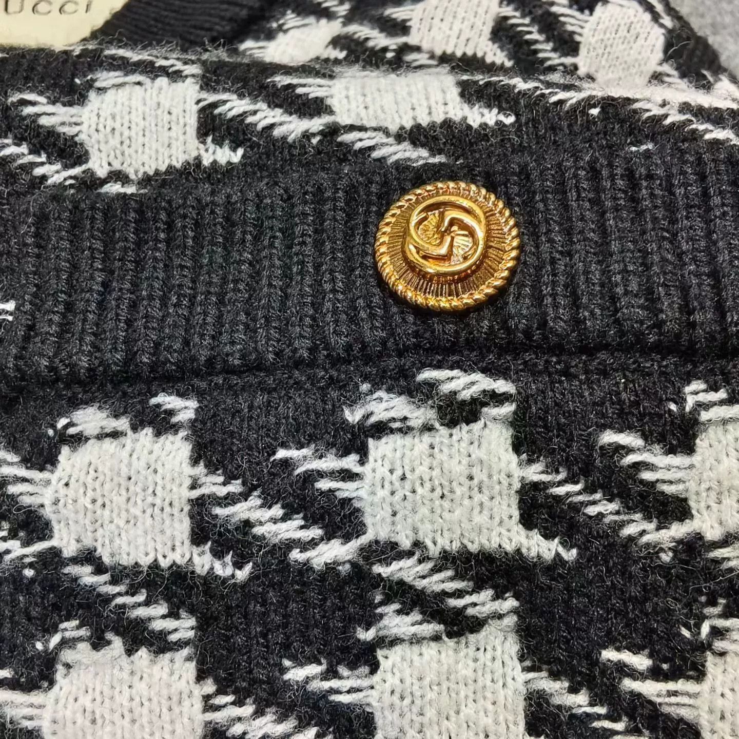 Gucci gucci black and white houndstooth knit jacket Size L / US 10 / IT 46 - 3 Thumbnail
