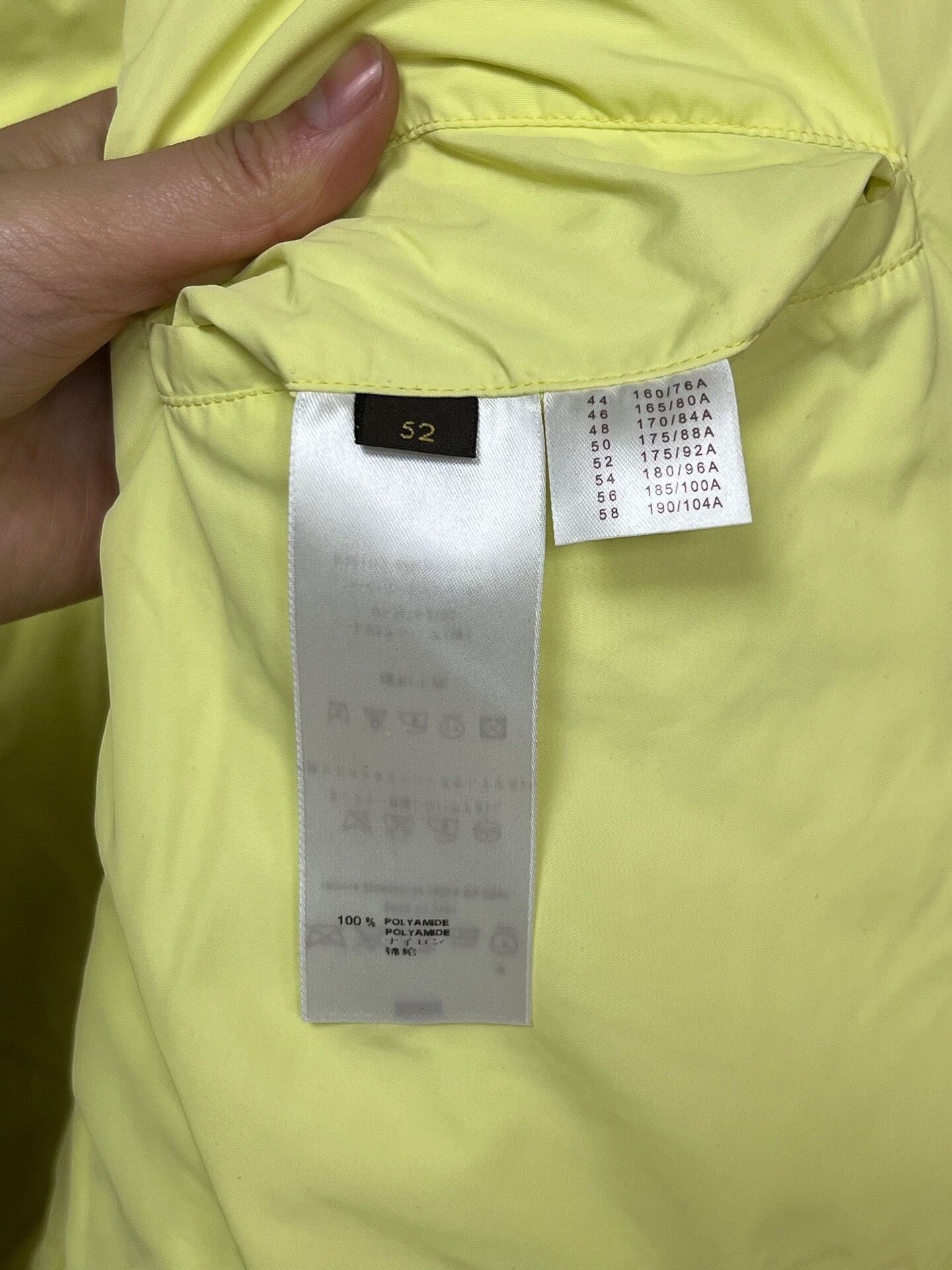 Louis Vuitton louis vuitton fluorescent yellow down jacket Size US L / EU 52-54 / 3 - 4 Thumbnail