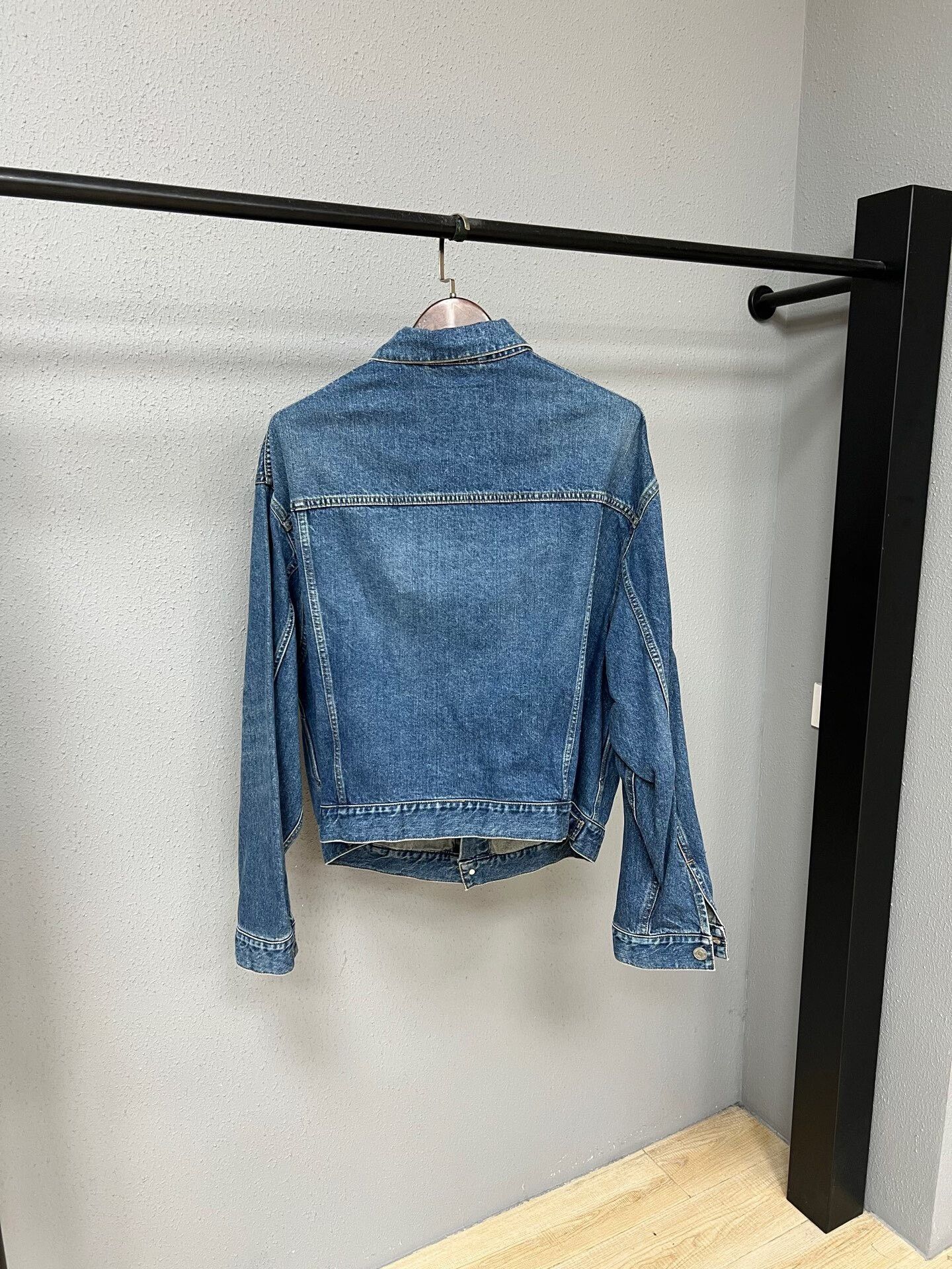 Balenciaga Balenciaga Asymmetrical Denim Jacket Size 38 Size M / US 6-8 / IT 42-44 - 2 Thumbnail